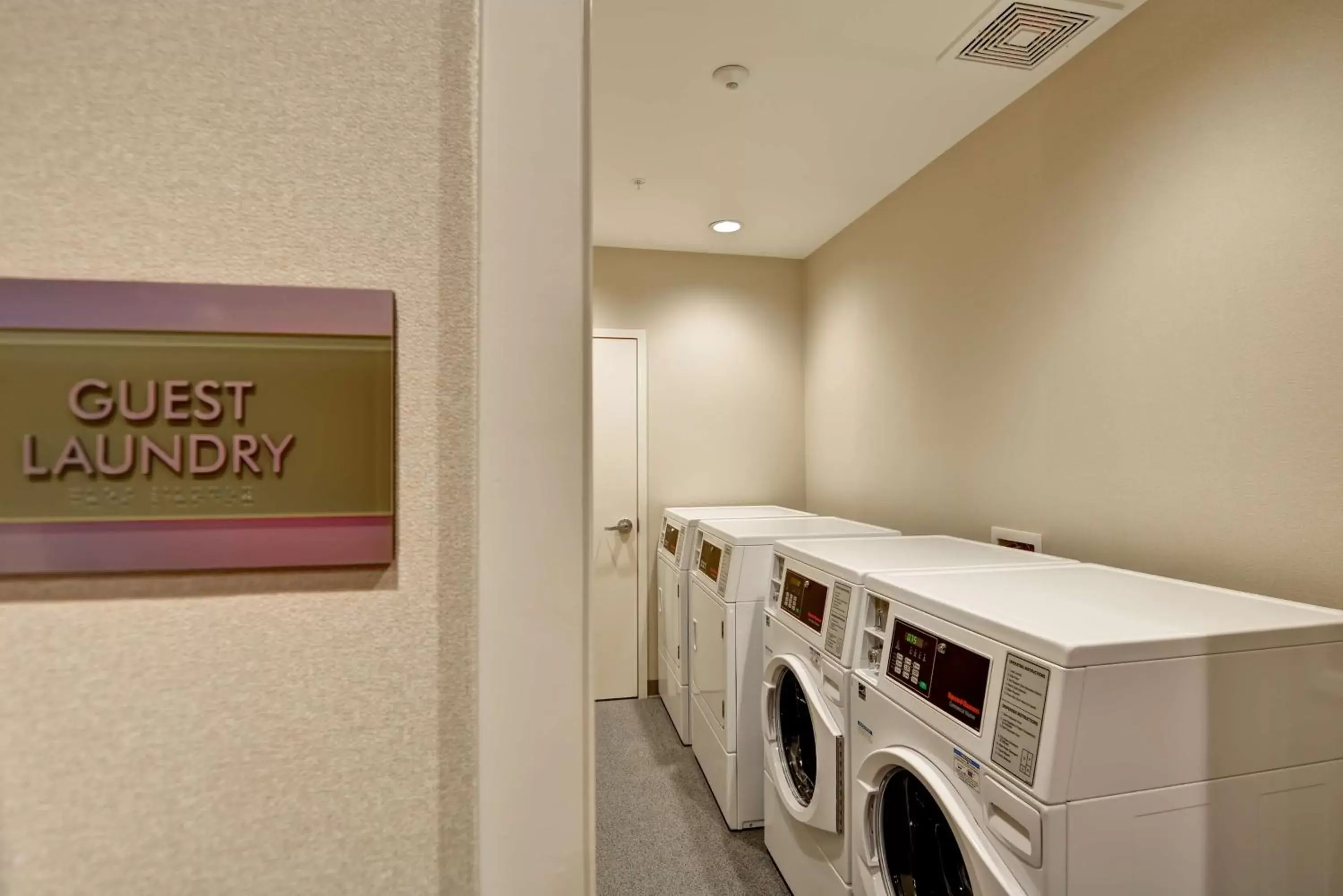 Property building in Home2 Suites By Hilton Lafayette Property building in Home2 Suites By Hilton Lafayette