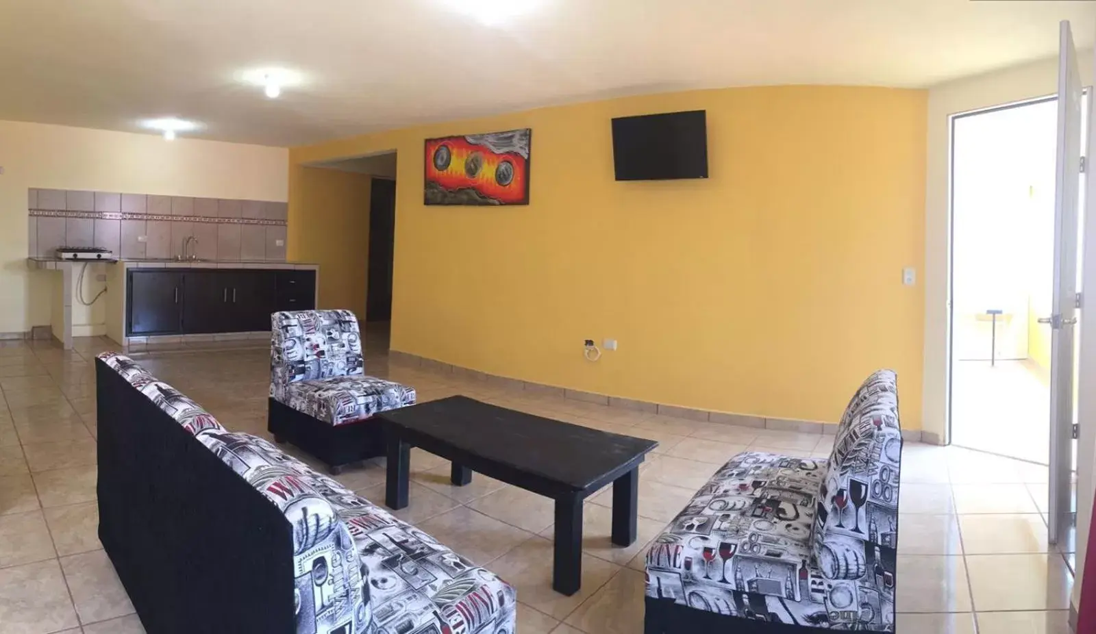Kitchen or kitchenette, Dining Area in Hotel & Suites Cerro Roj0