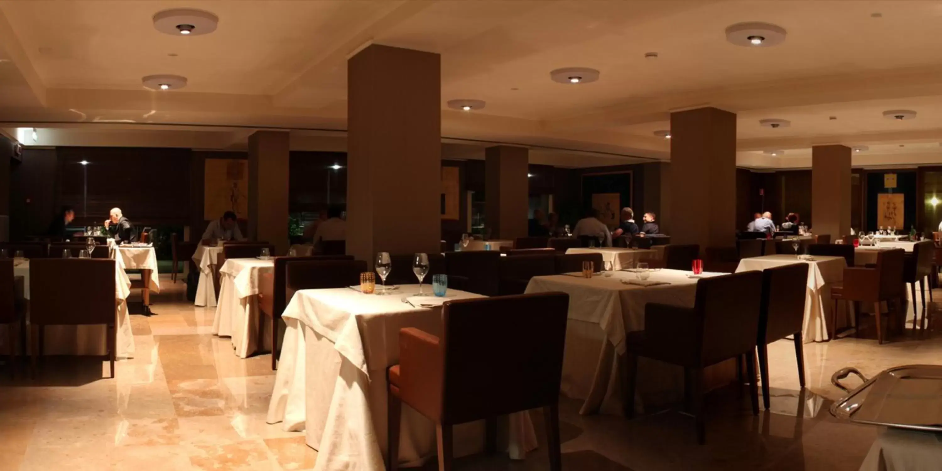 Restaurant/Places to Eat in Palazzo Giordano Bruno