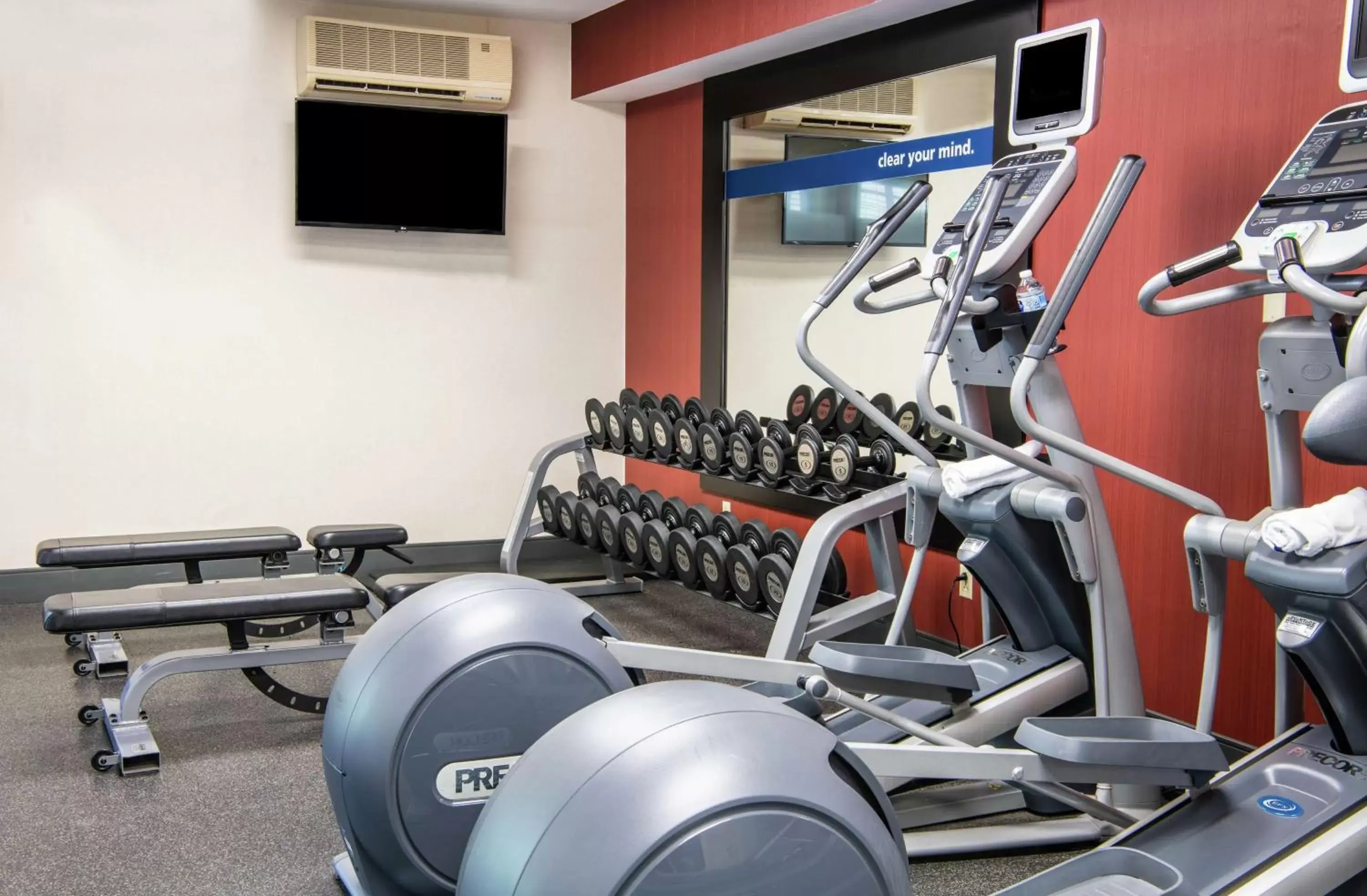 Fitness centre/facilities, Fitness Center/Facilities in Hampton Inn & Suites Rochester/Victor