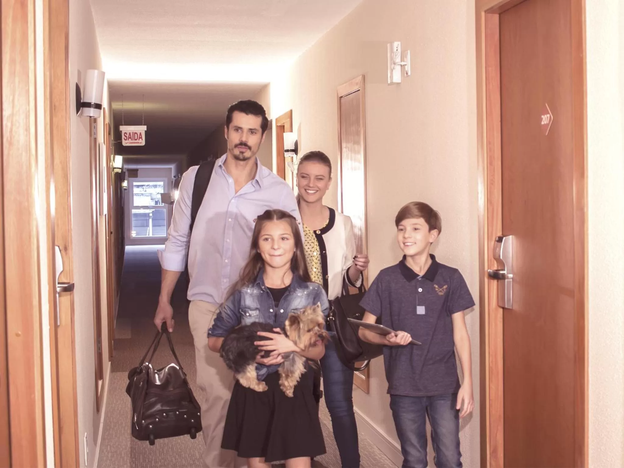 Family, Lobby/Reception in Hotel 10 Goiânia