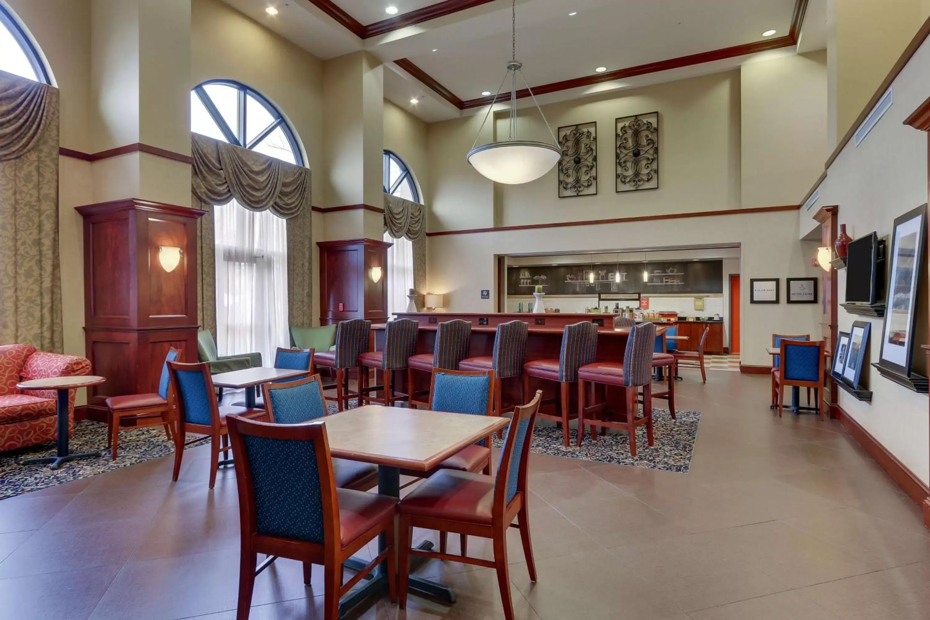 Restaurant/places to eat in Hampton Inn & Suites Indianapolis-Airport Restaurant/places to eat in Hampton Inn & Suites Indianapolis-Airport