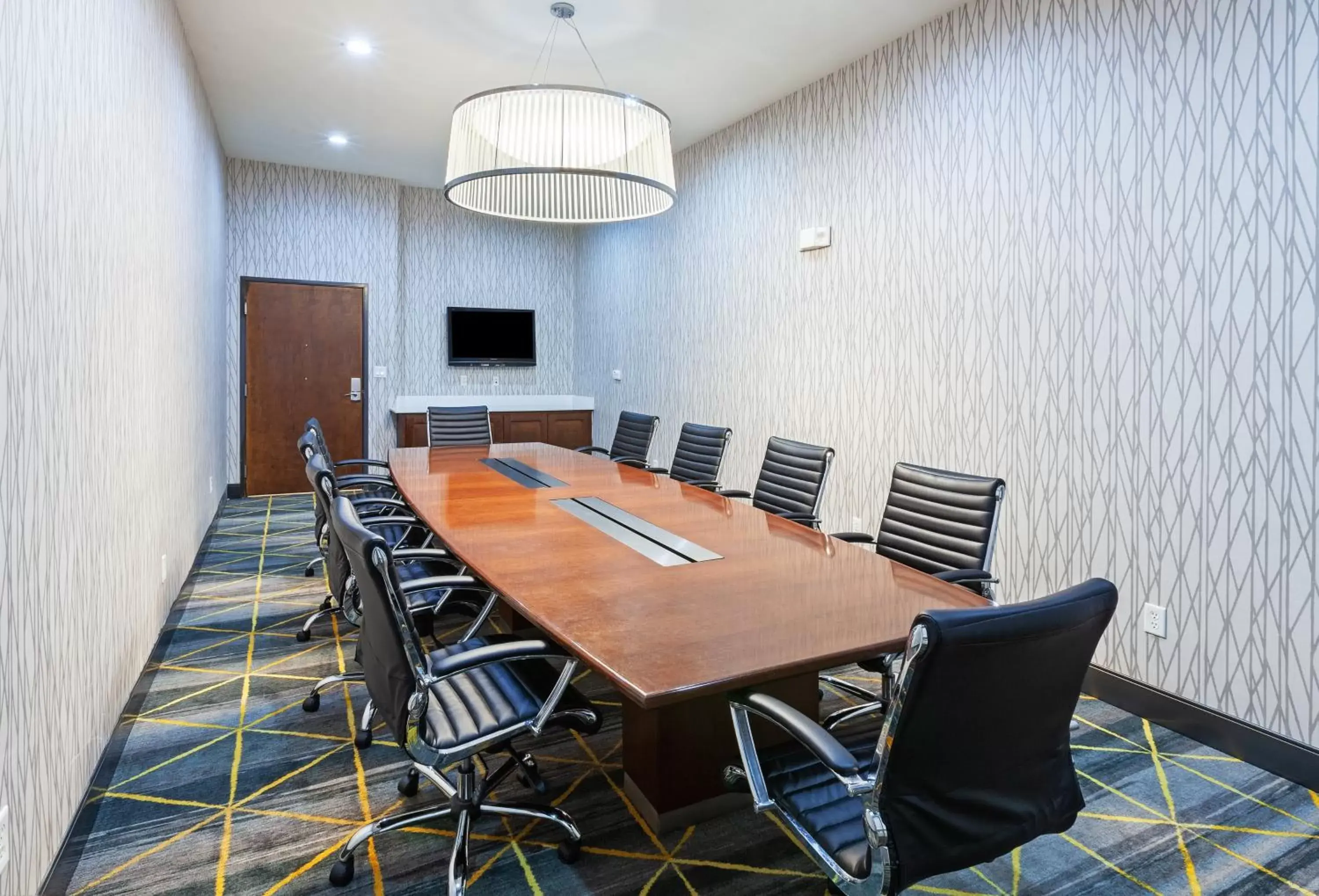 Meeting/conference room in Holiday Inn & Suites McKinney - N Allen, an IHG Hotel