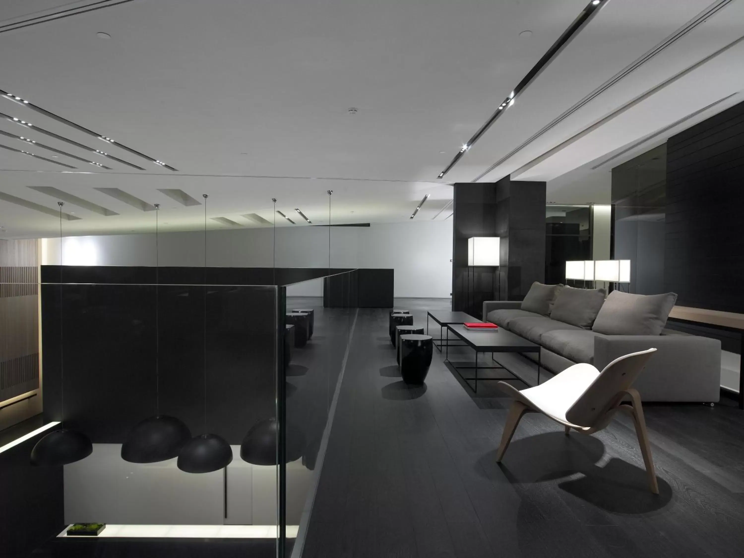 Lobby or reception in The Met Hotel Thessaloniki, a Member of Design Hotels