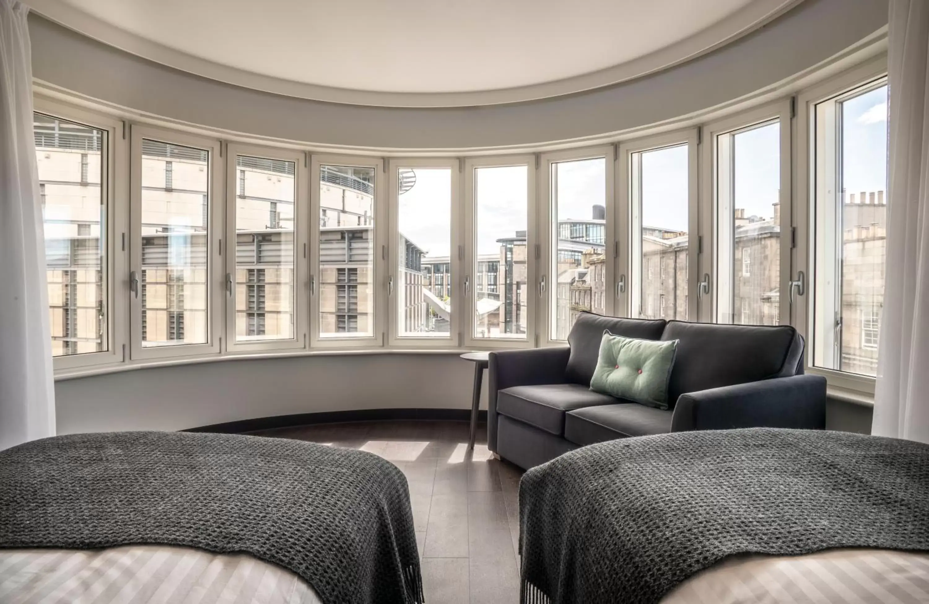 Bed, Seating Area in Point A Hotel Edinburgh Haymarket