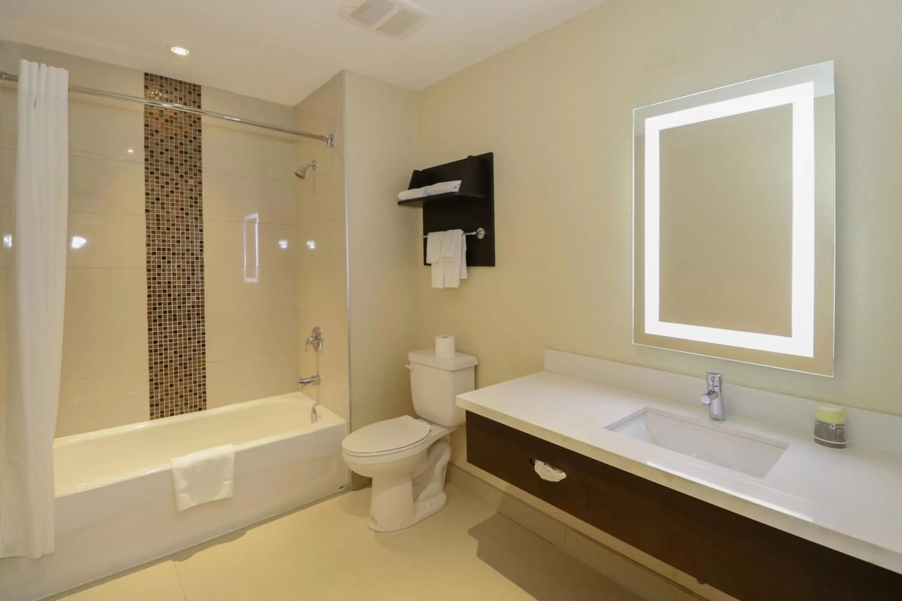 Bathroom in Ramada by Wyndham Jacksons Point