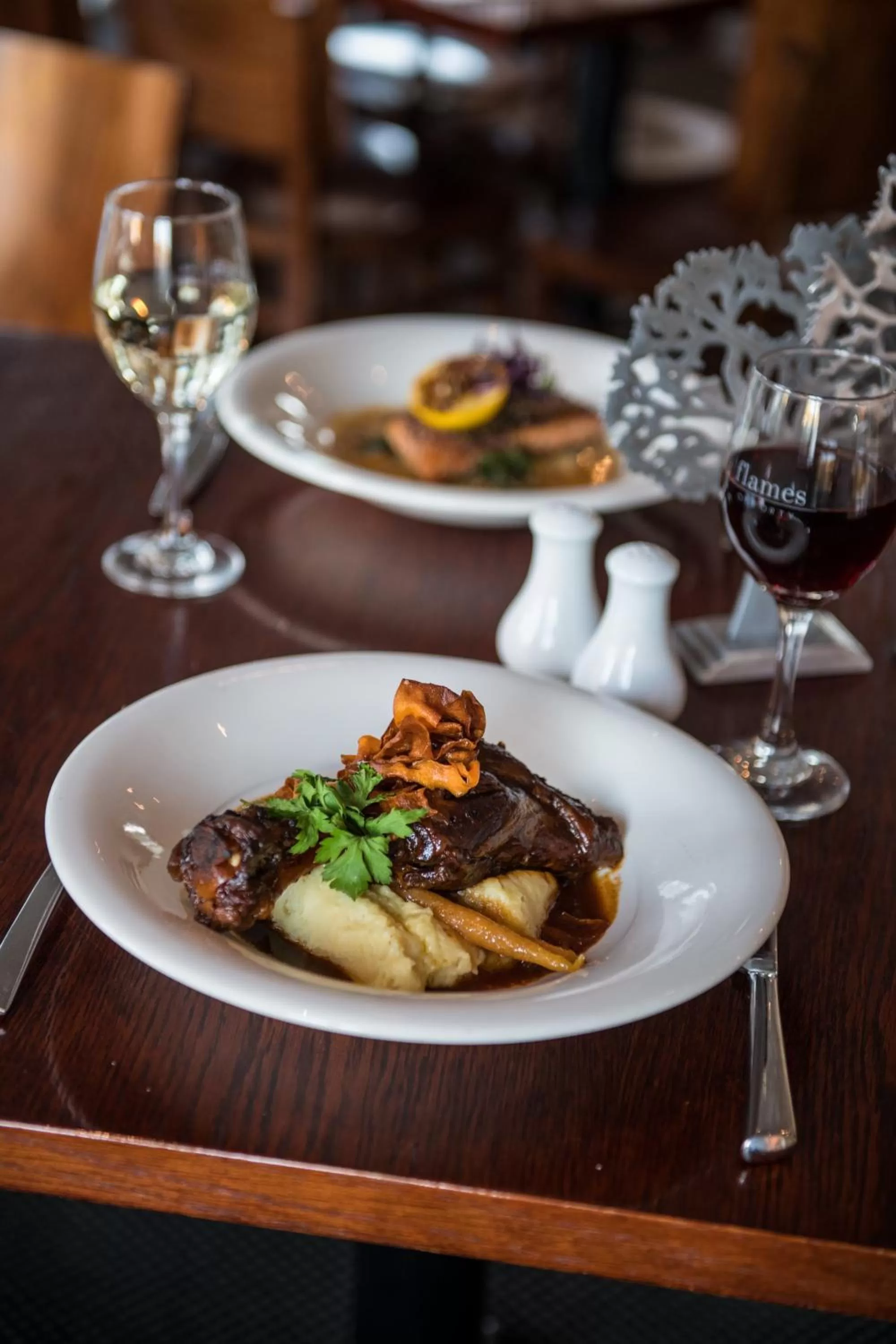 Restaurant/places to eat in The Hotel Nelson