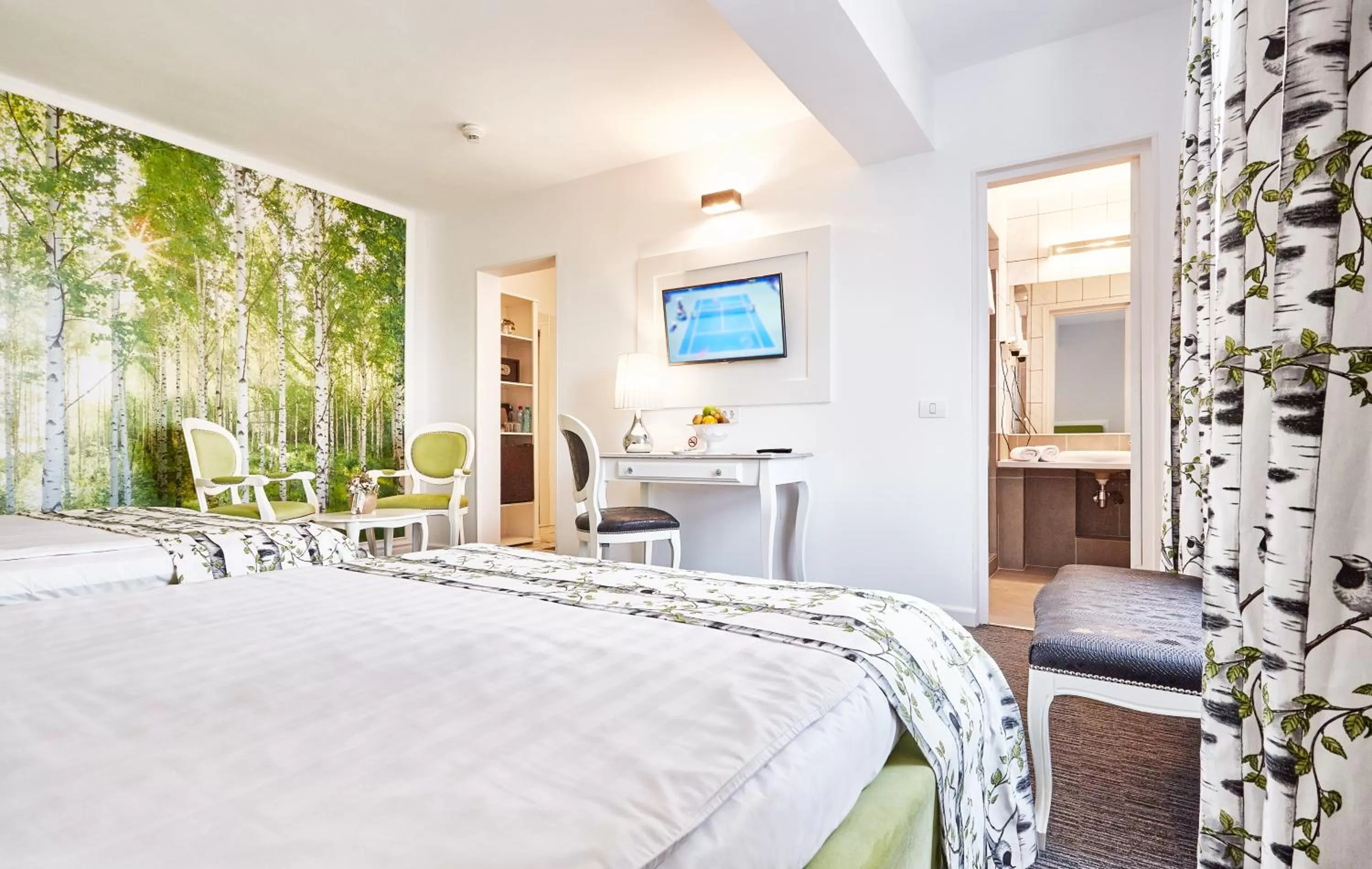 Bed in Continental Forum Tirgu Mures