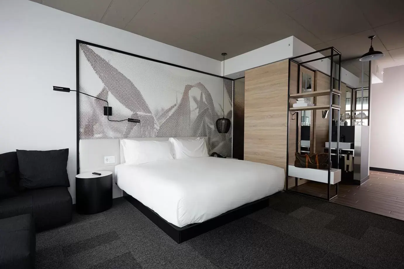 Bedroom in Hôtel Escad Quartier DIX30