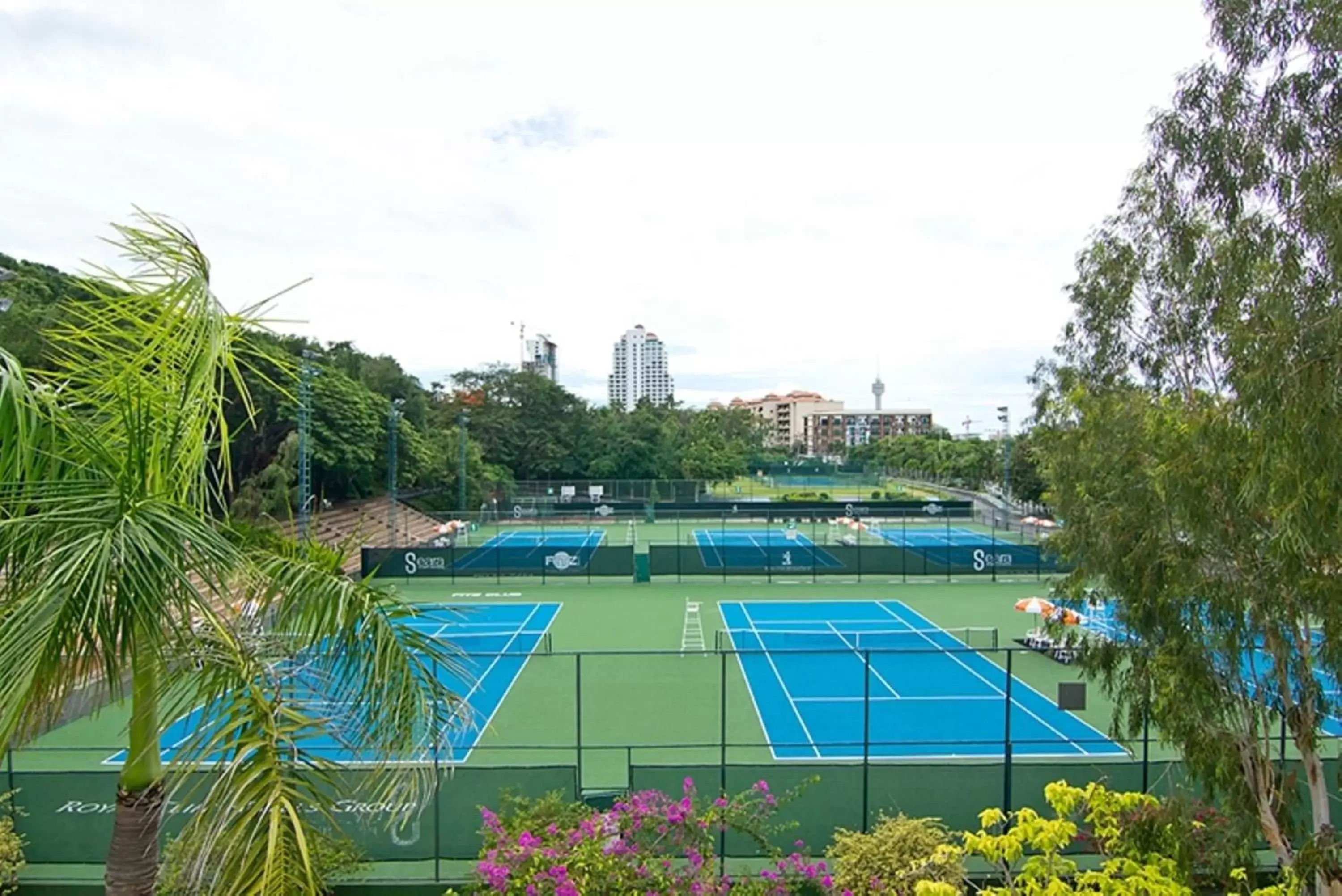 Tennis court in Royal Cliff Beach Hotel Pattaya