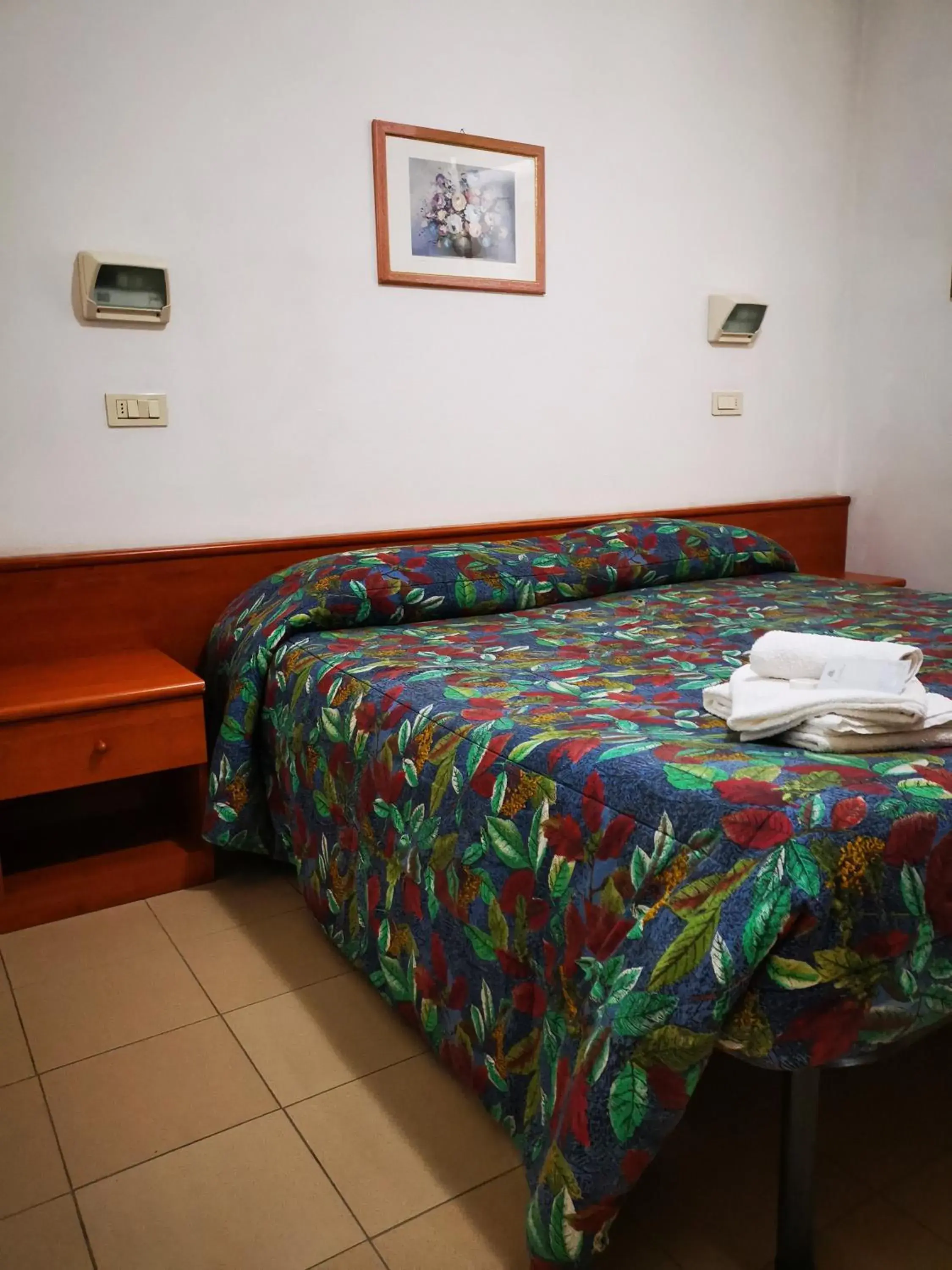 Bedroom, Bed in Osteria dei Locandieri