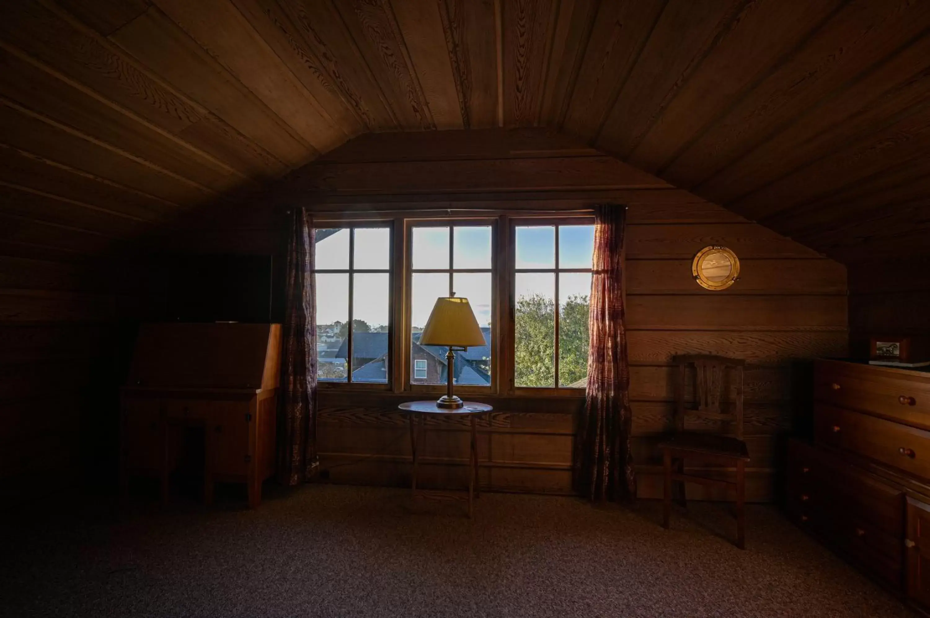 Bedroom in The Captains Quarters