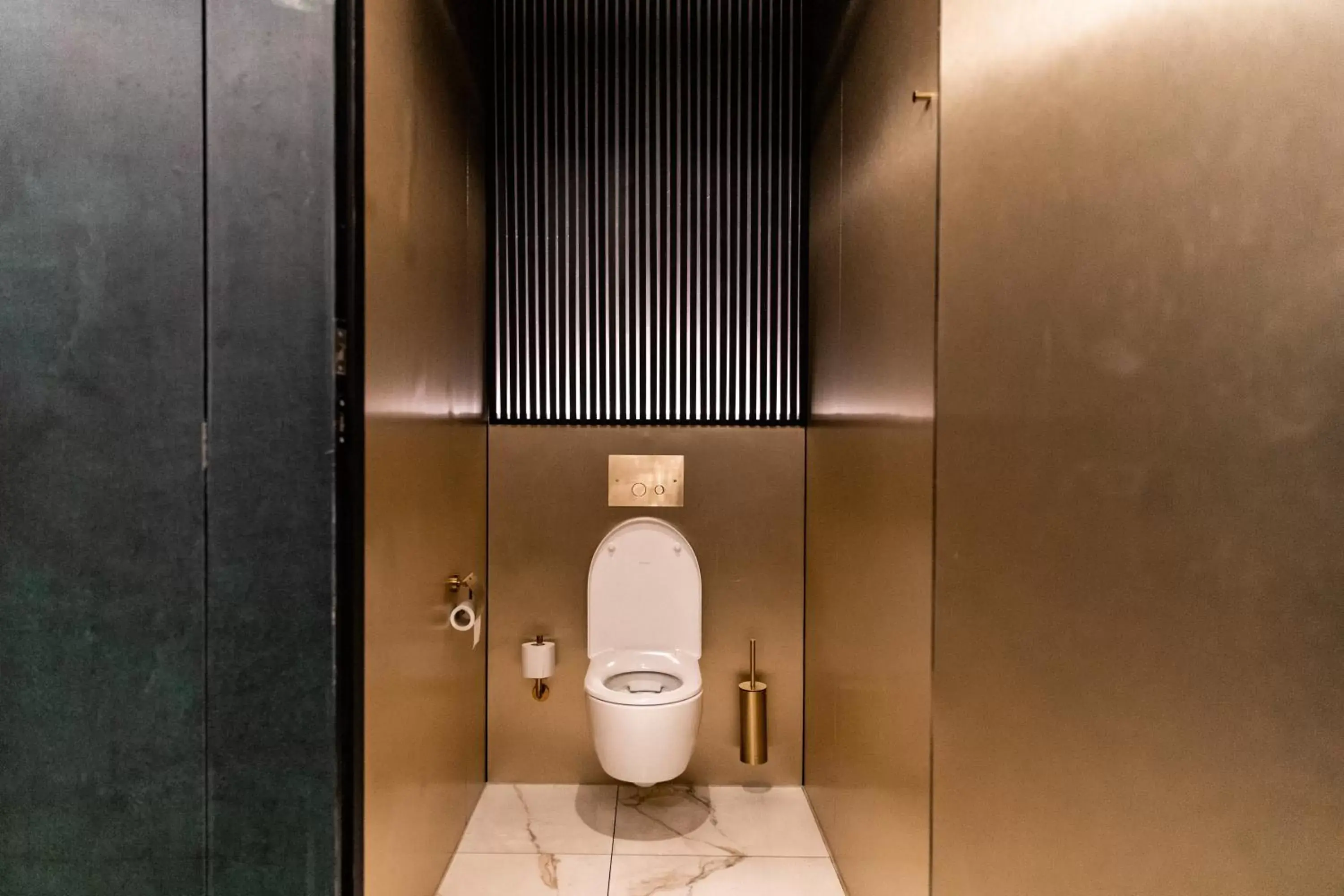 Toilet, Bathroom in Ambassador City Centre Hotel