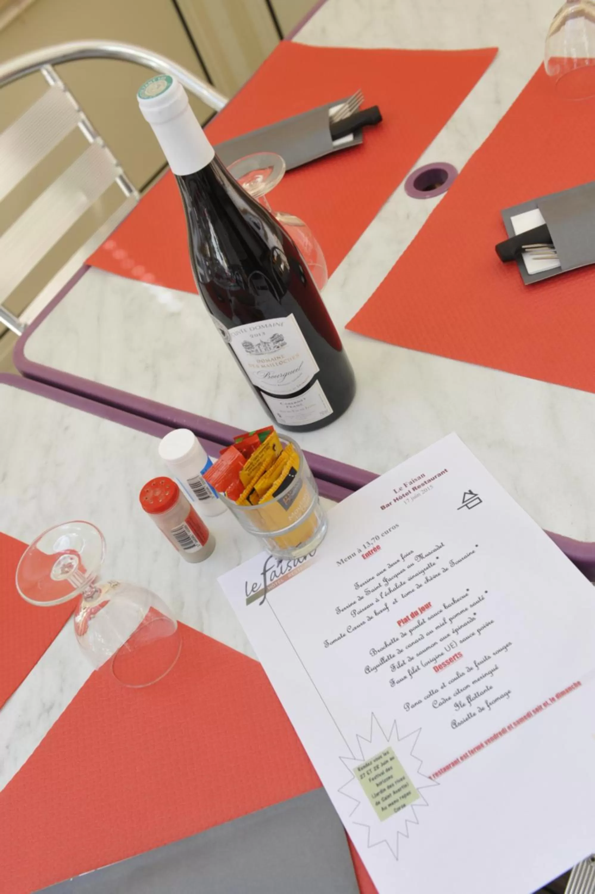 Restaurant/places to eat in Hotel le Faisan