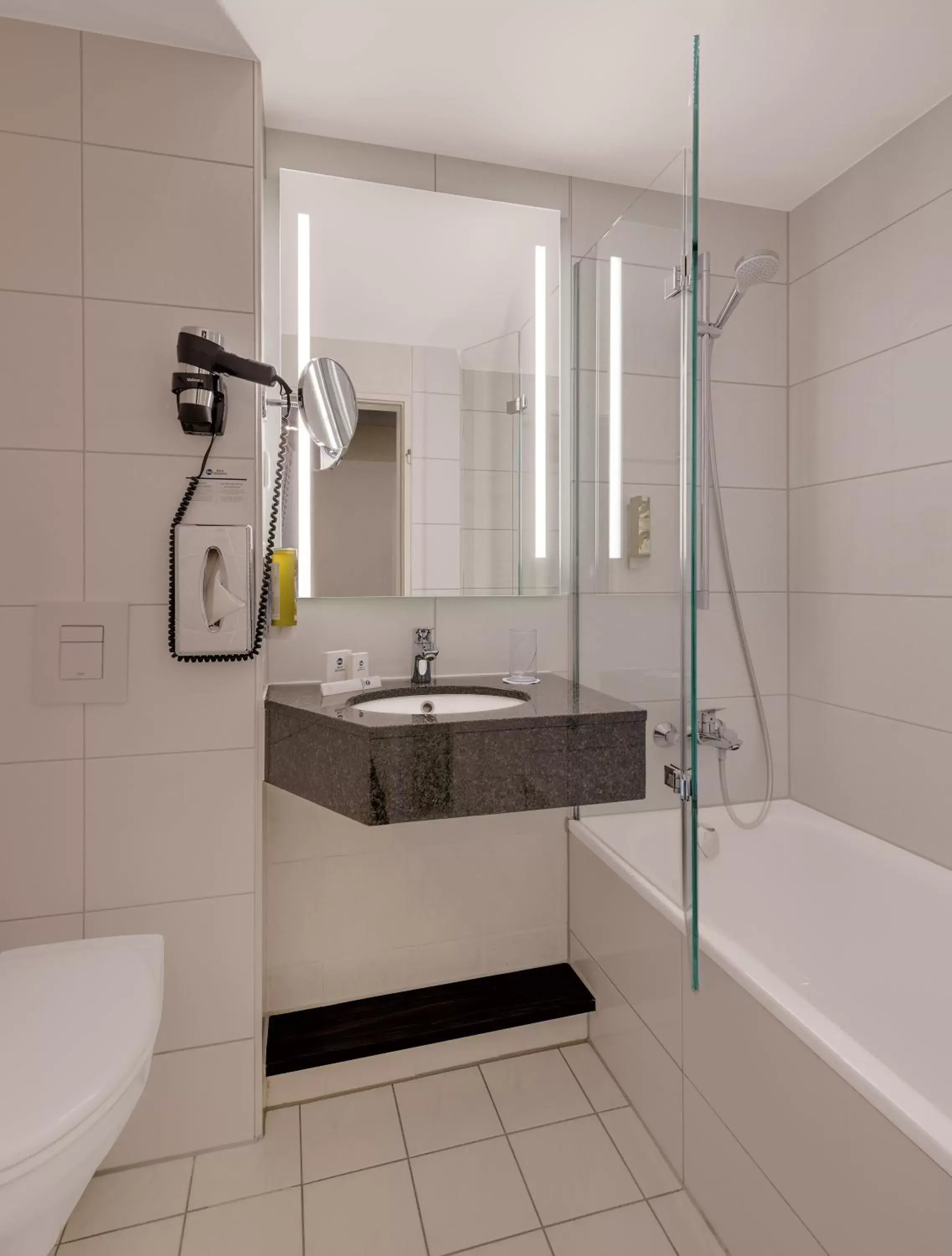 Shower, Bathroom in Best Western Hotel Darmstadt Mitte