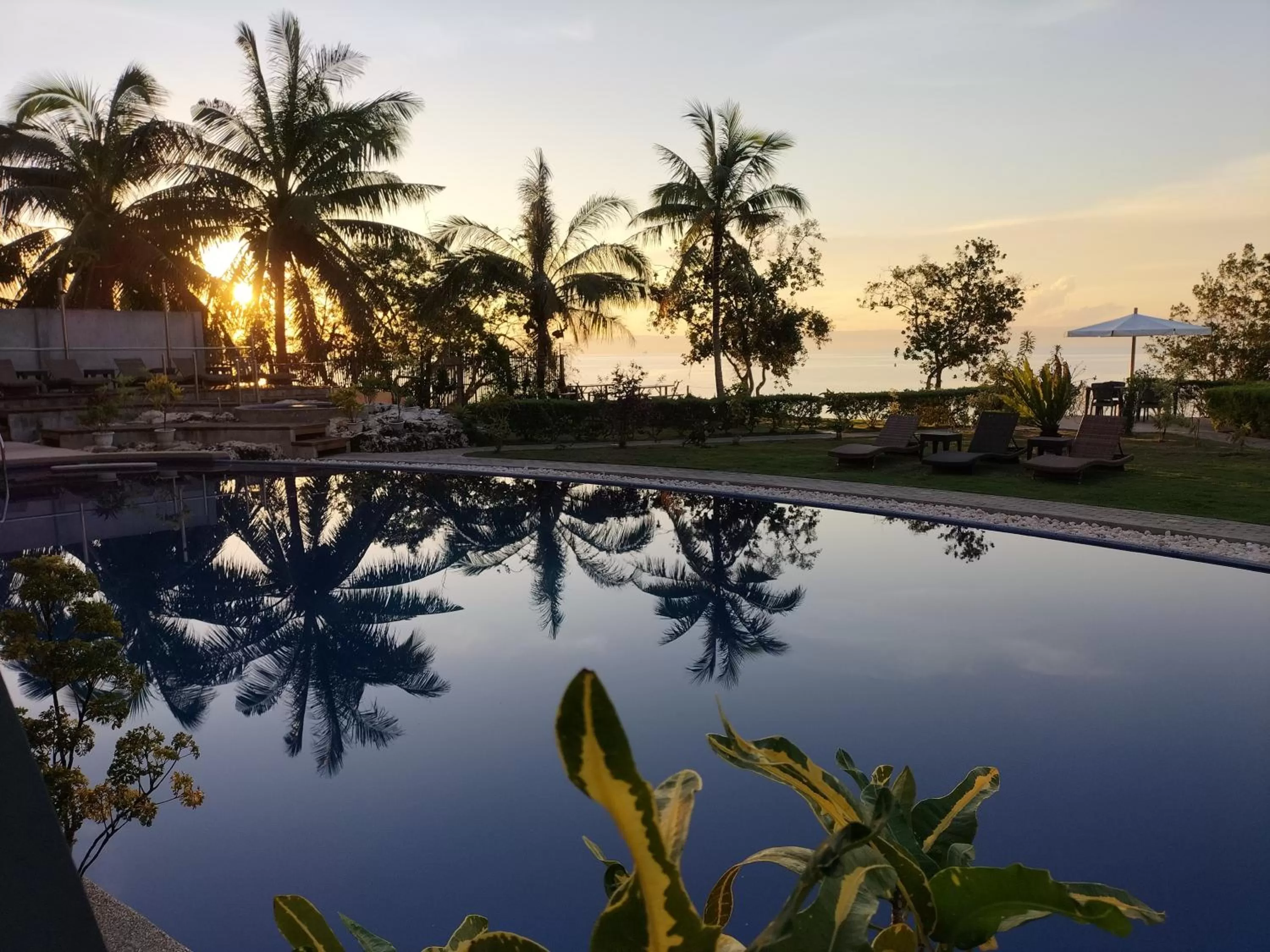Sunset in Panglao Sea Resort - Tangnan