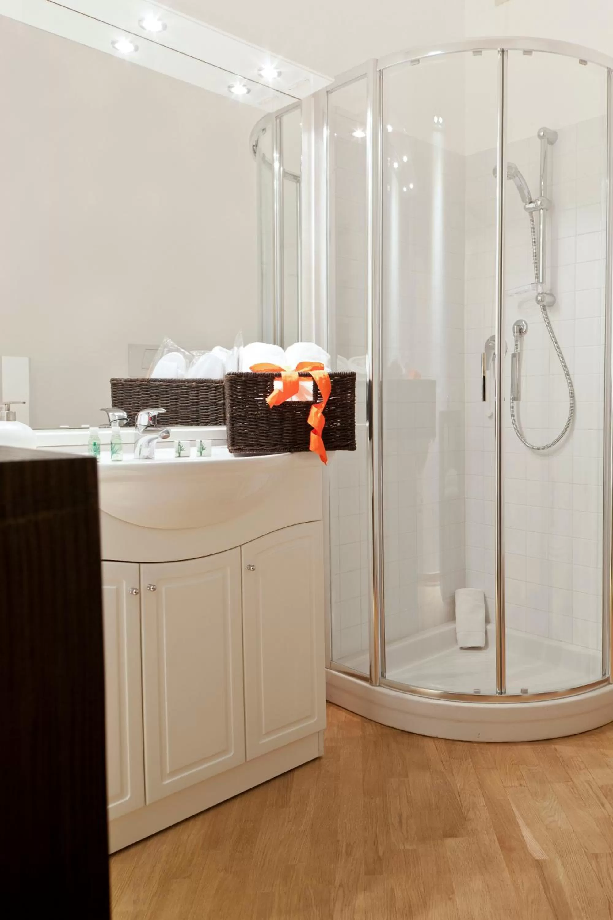 Shower in Exclusive Aparthotel La Reunion