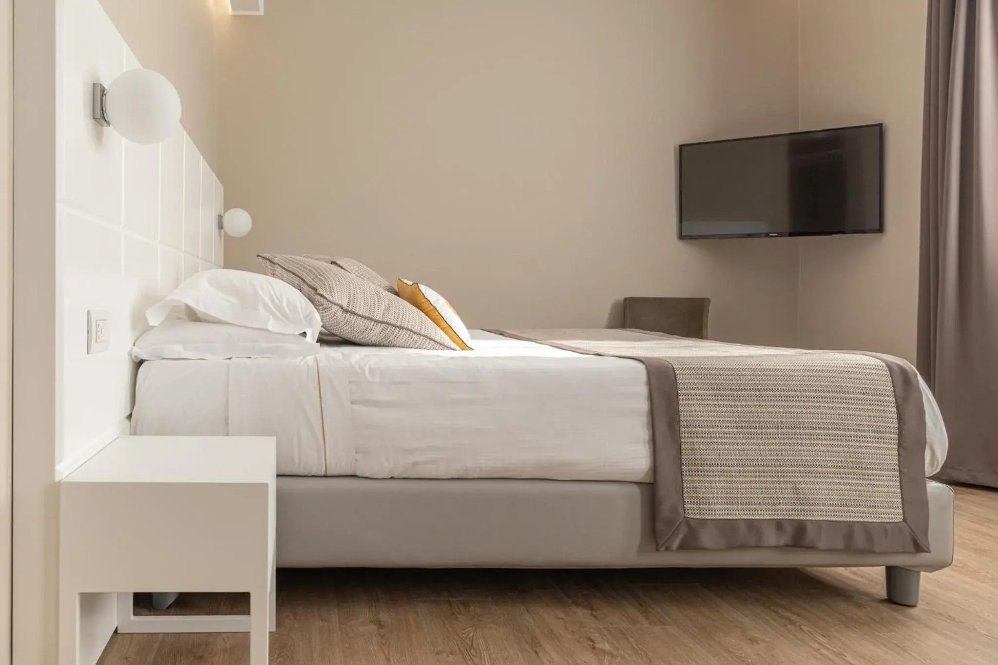 Bedroom, Bed in Hotel Boston Bedroom, Bed in Hotel Boston