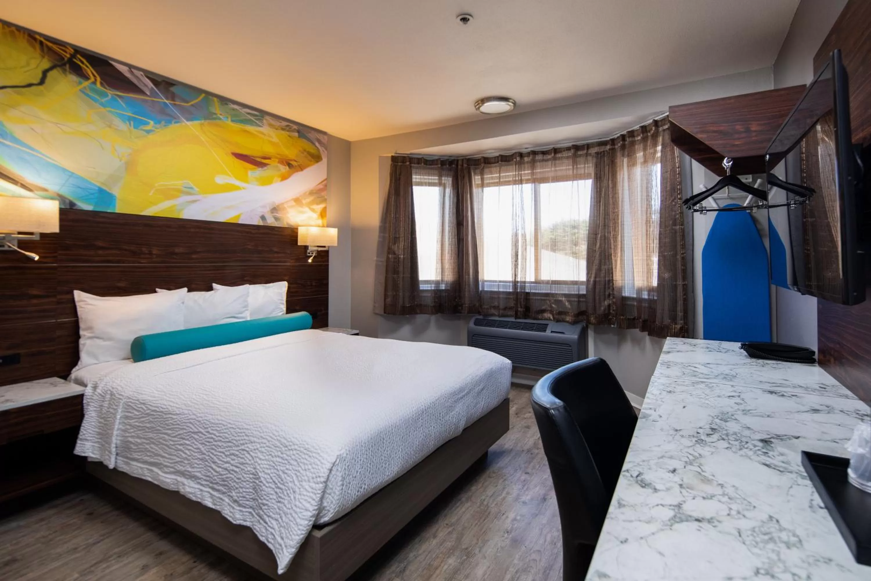 Bed in Inn at Rockaway San Francisco Pacifica