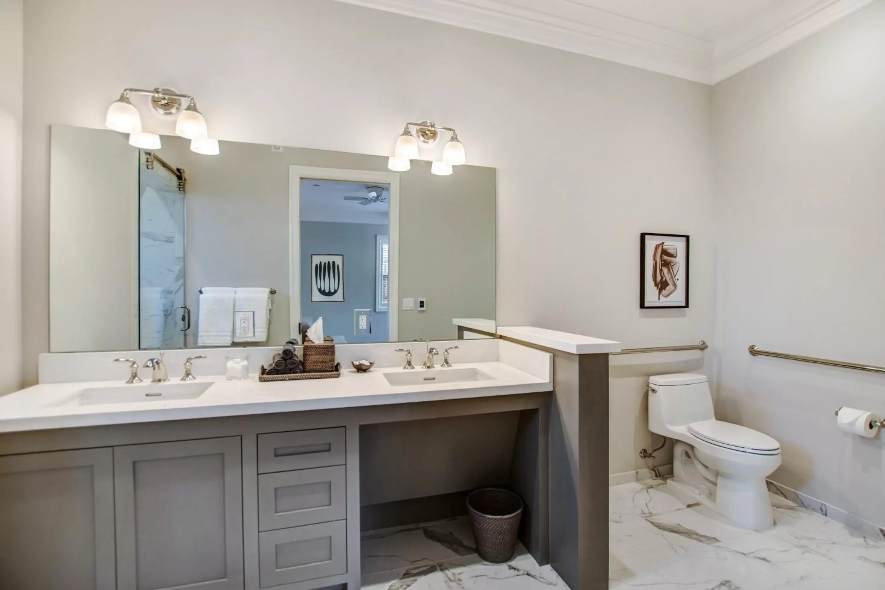 Bathroom in Sonoma Bungalows