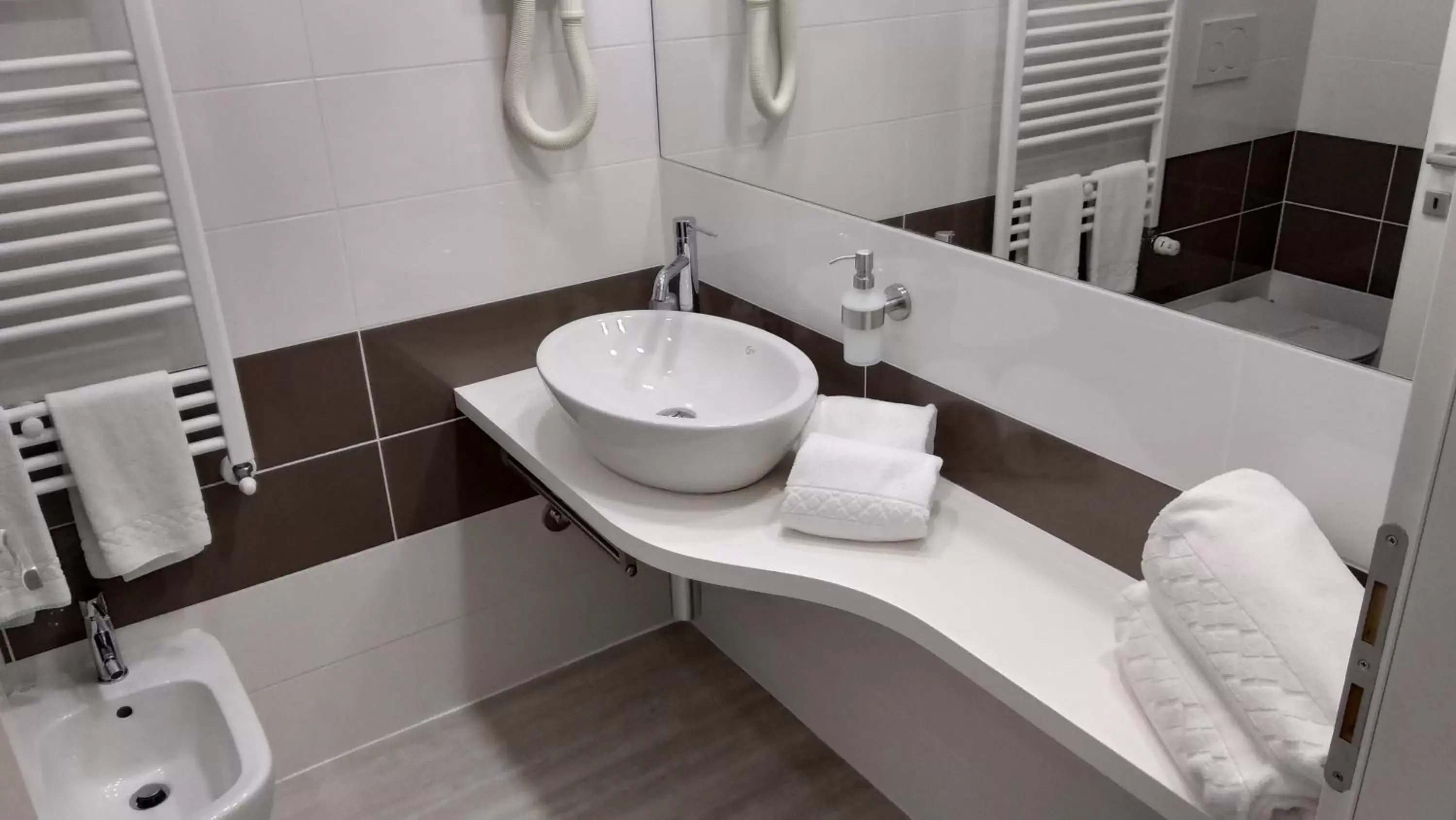 Bathroom in Hotel Glis
