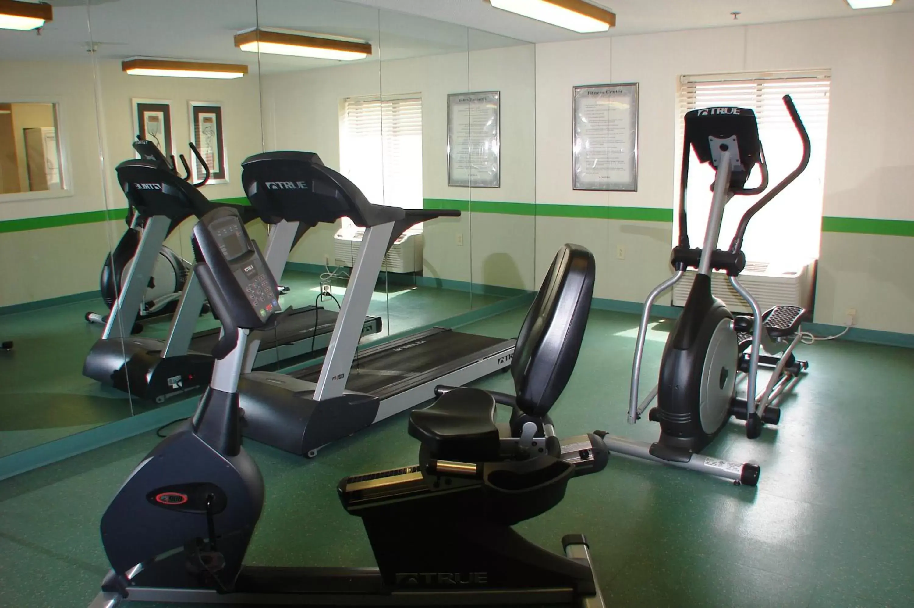 Fitness centre/facilities, Fitness Center/Facilities in Extended Stay America Suites - Pittsburgh - Airport