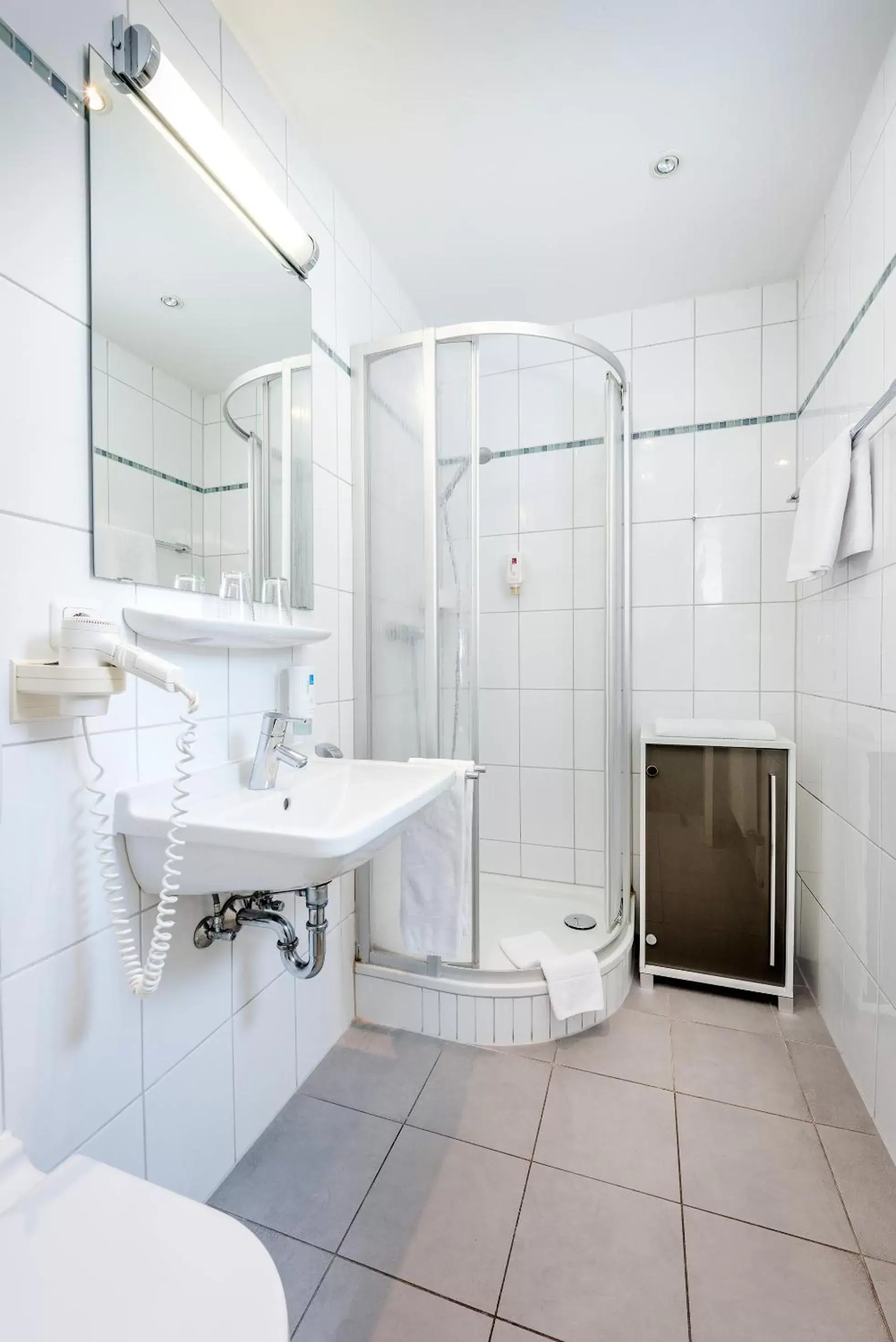 Shower, Bathroom in Laimer Hof am Schloss Nymphenburg