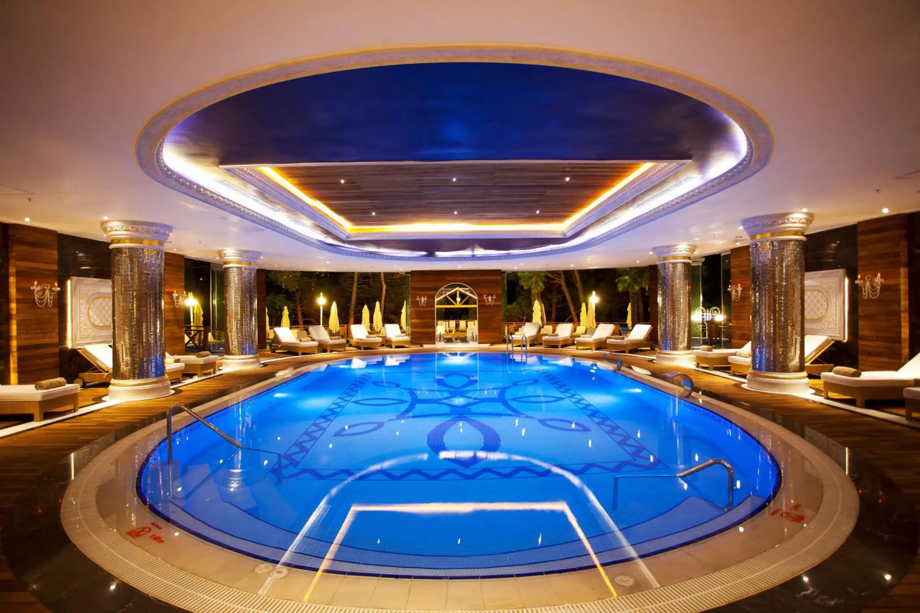 Swimming Pool in Limak Thermal Boutique Hotel