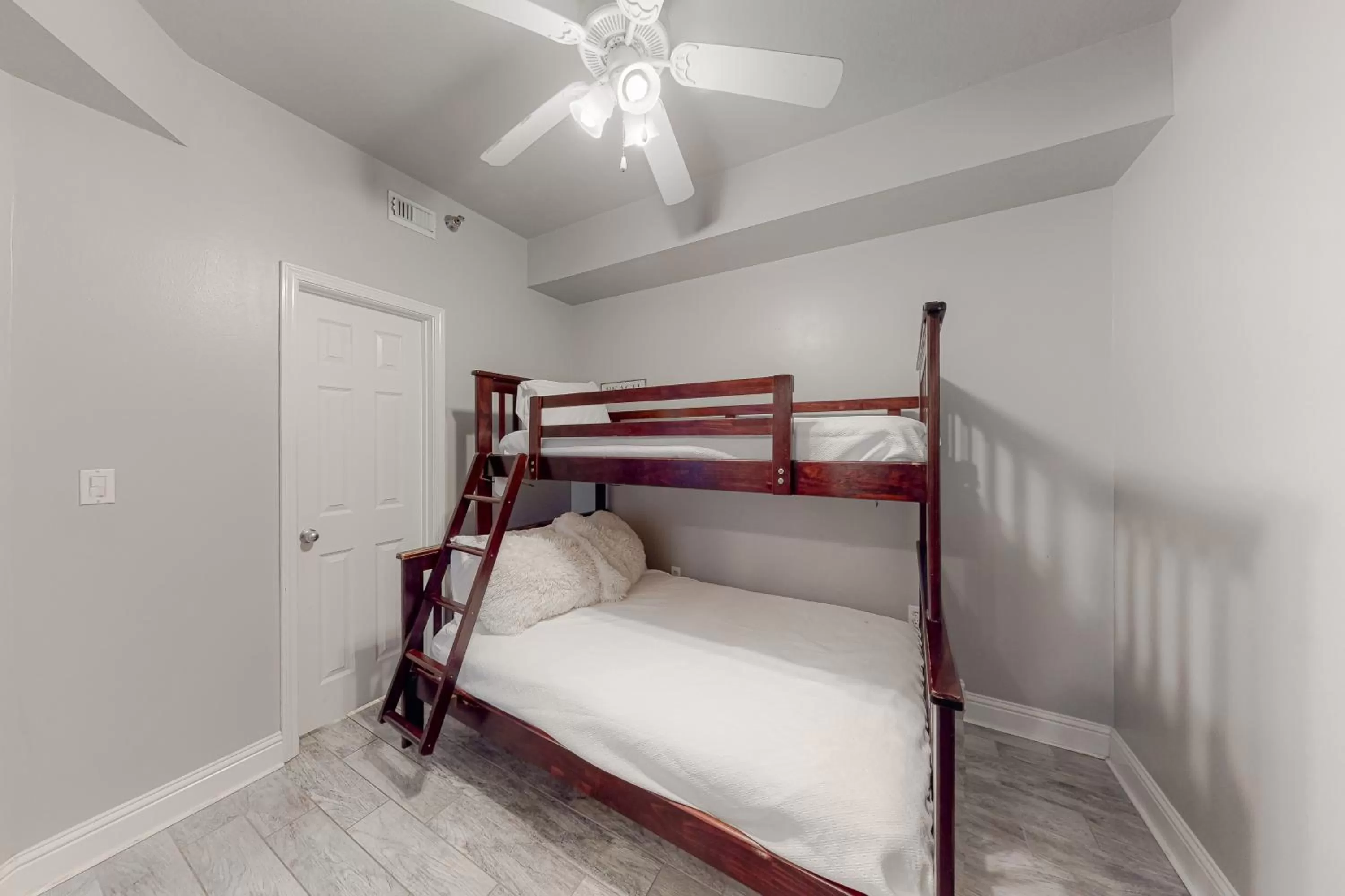 Bunk Bed in Lighthouse Condominiums IV