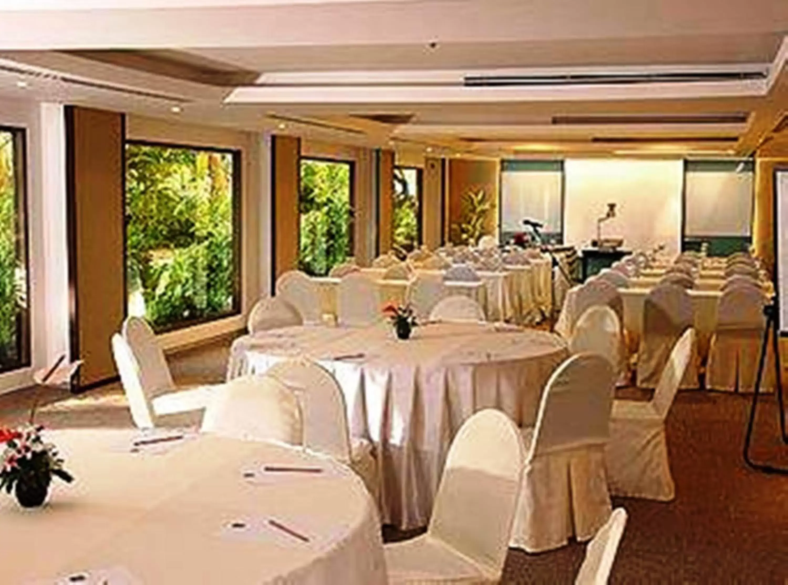 Business facilities, Banquet Facilities in Novotel Rayong Rim Pae Resort