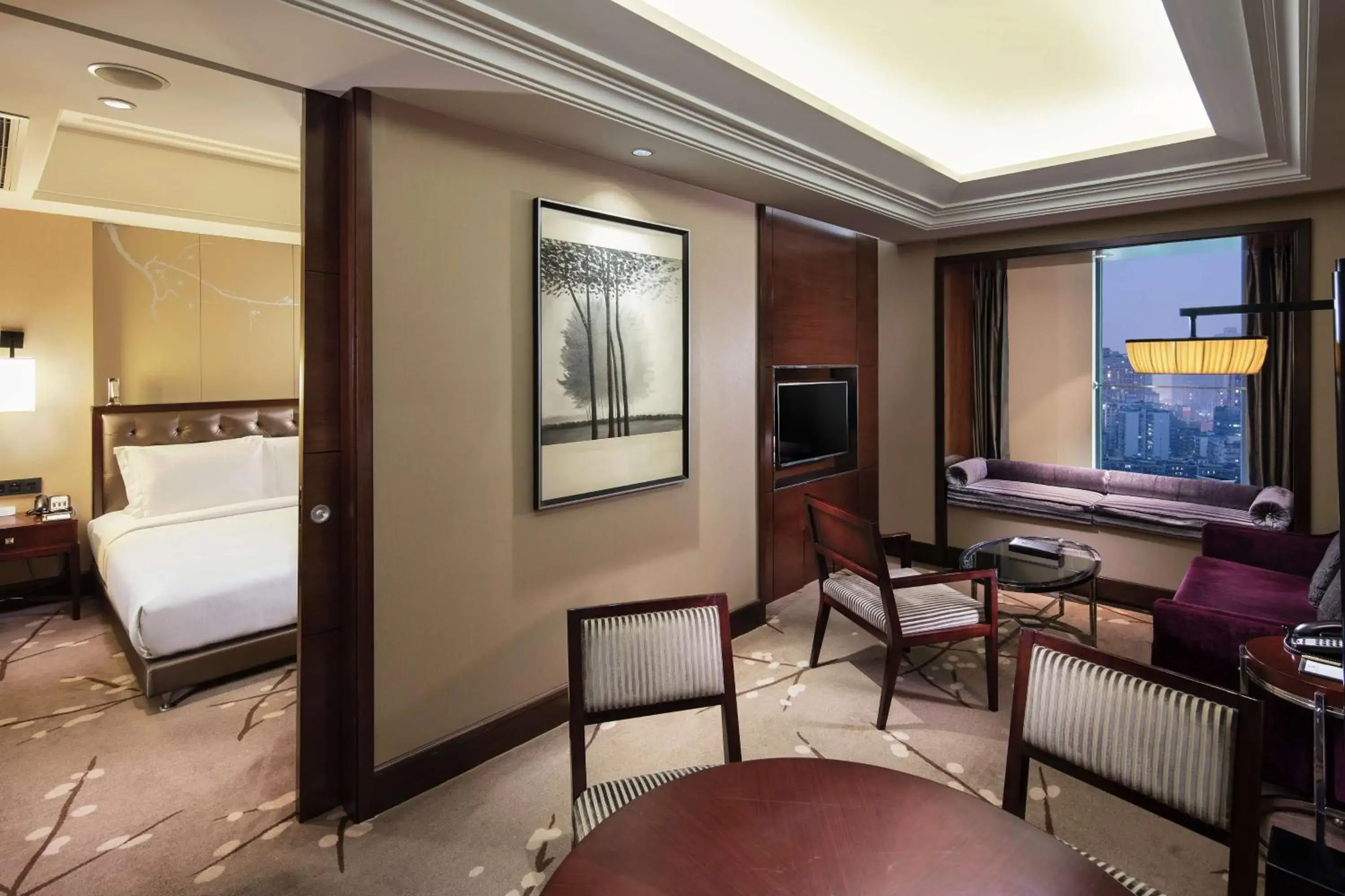 Bedroom in DoubleTree By Hilton Chongqing North