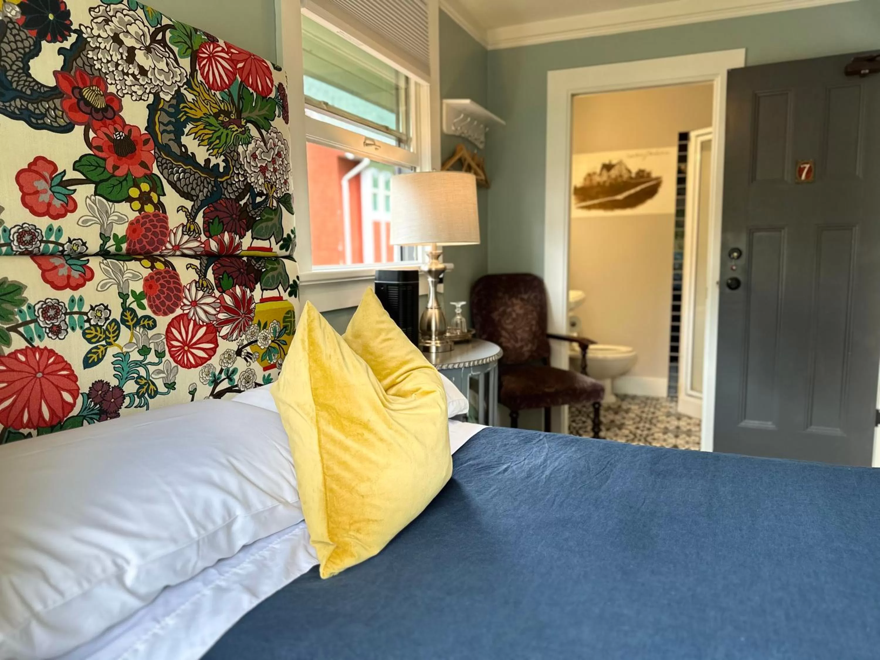 Bedroom in West End Guest House