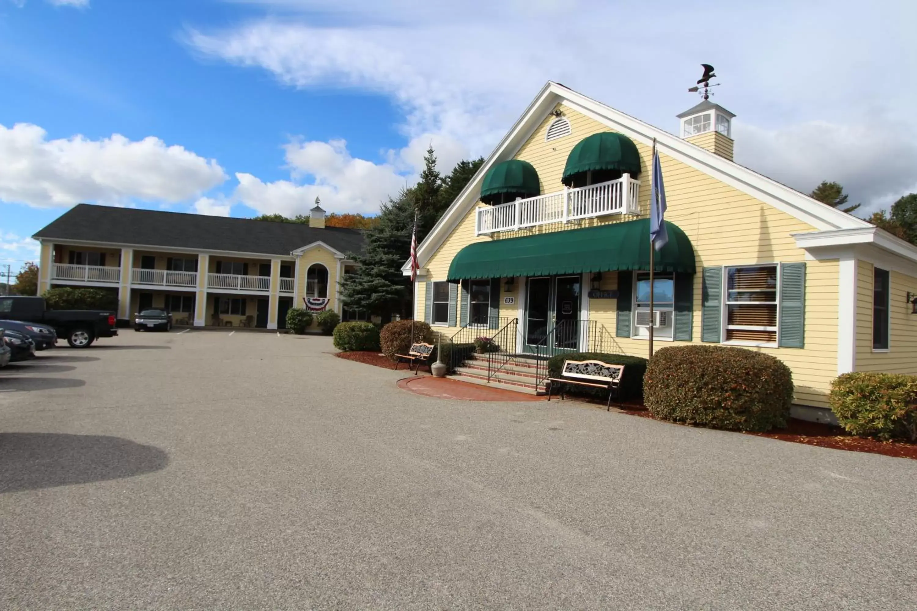 Facade/entrance in InnSeason Resorts The Falls at Ogunquit Facade/entrance in InnSeason Resorts The Falls at Ogunquit