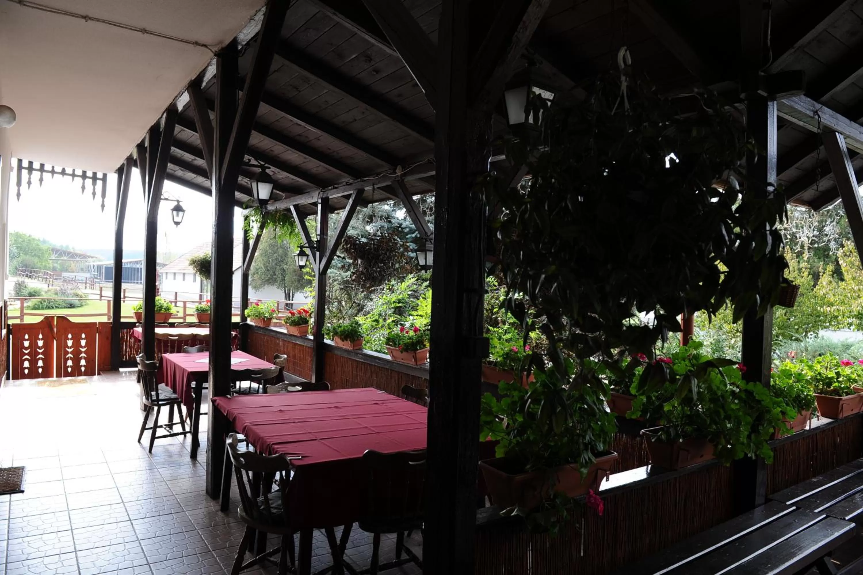 Mátyus Udvarház Kengyel Fogadó Eger