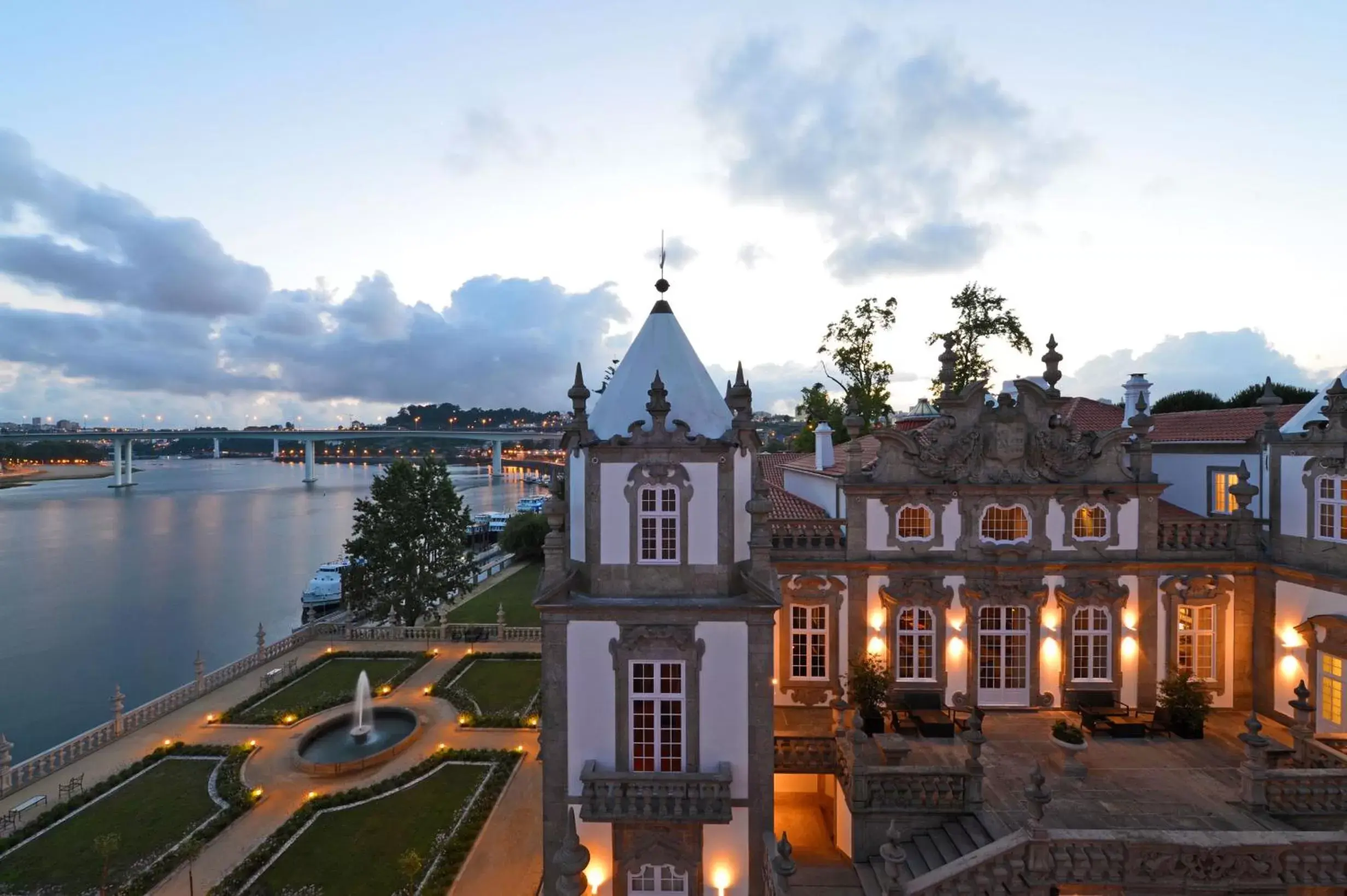 Bird's eye view in Pestana Palacio do Freixo, Pousada & National Monument - The Leading Hotels of the World Bird's eye view in Pestana Palacio do Freixo, Pousada & National Monument - The Leading Hotels of the World