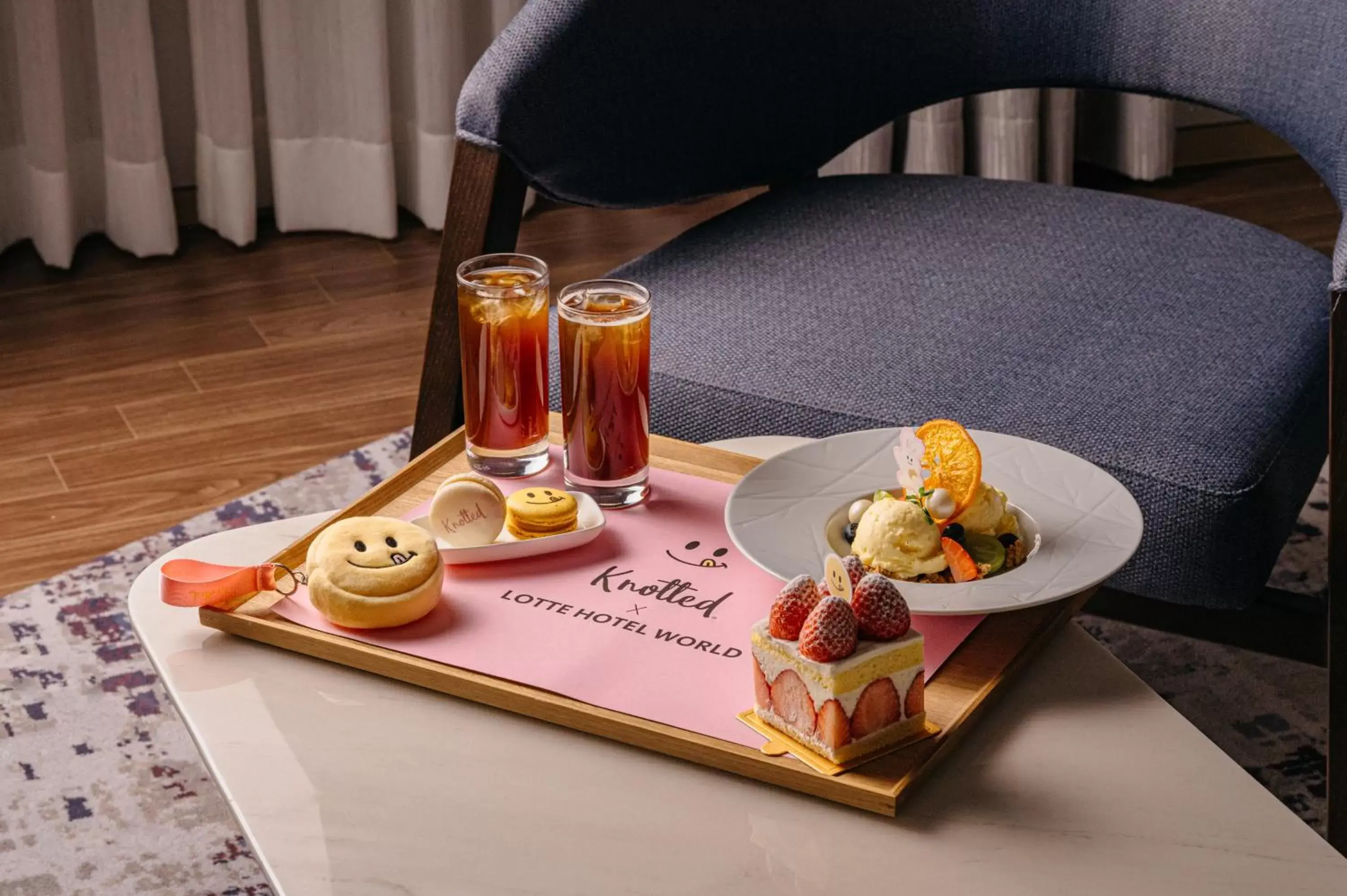 room service in Lotte Hotel World