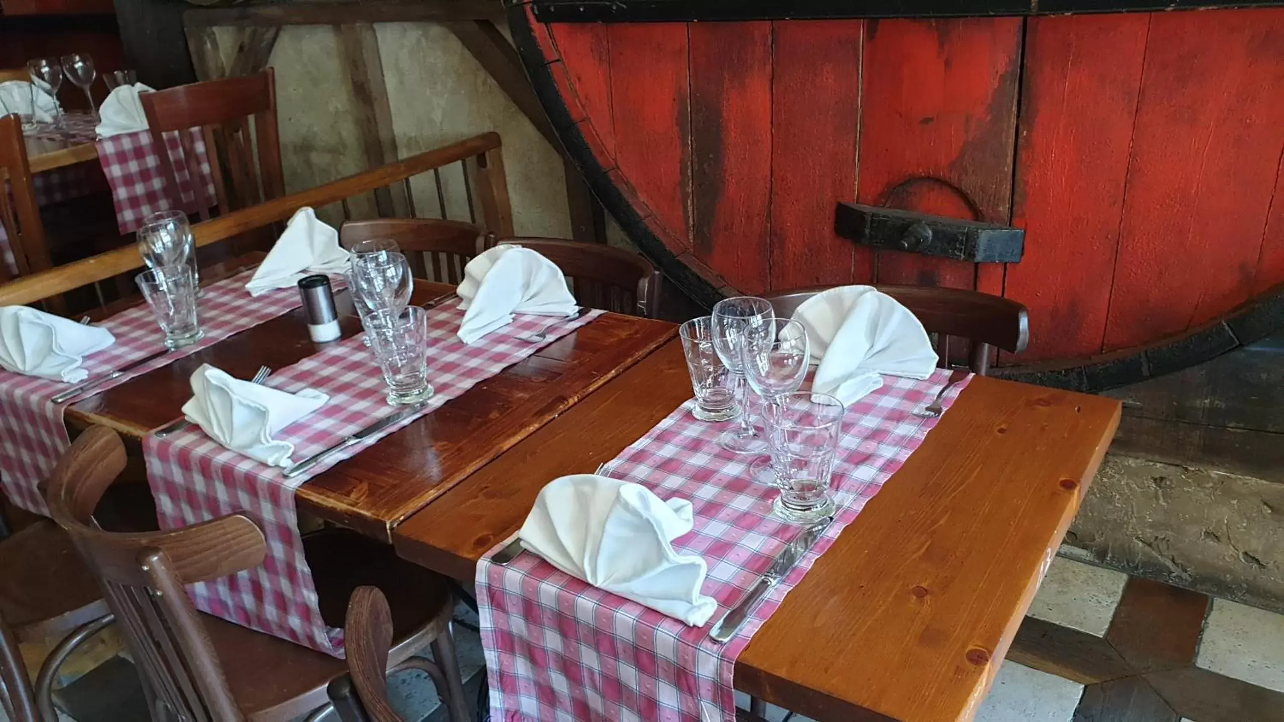 Restaurant/Places to Eat in Auberge de Savoie