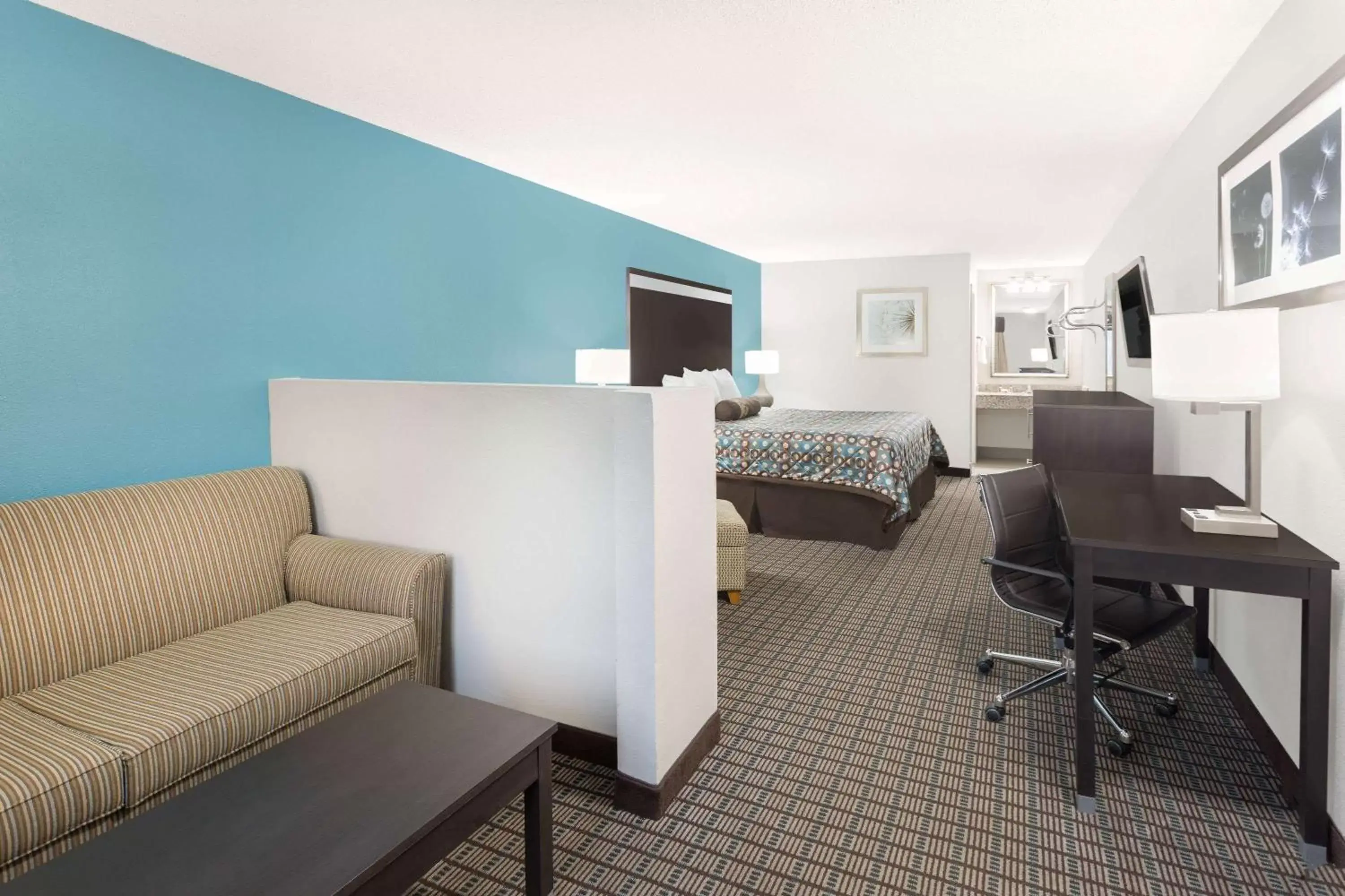 Photo of the whole room, Seating Area in Days Inn by Wyndham Barnwell