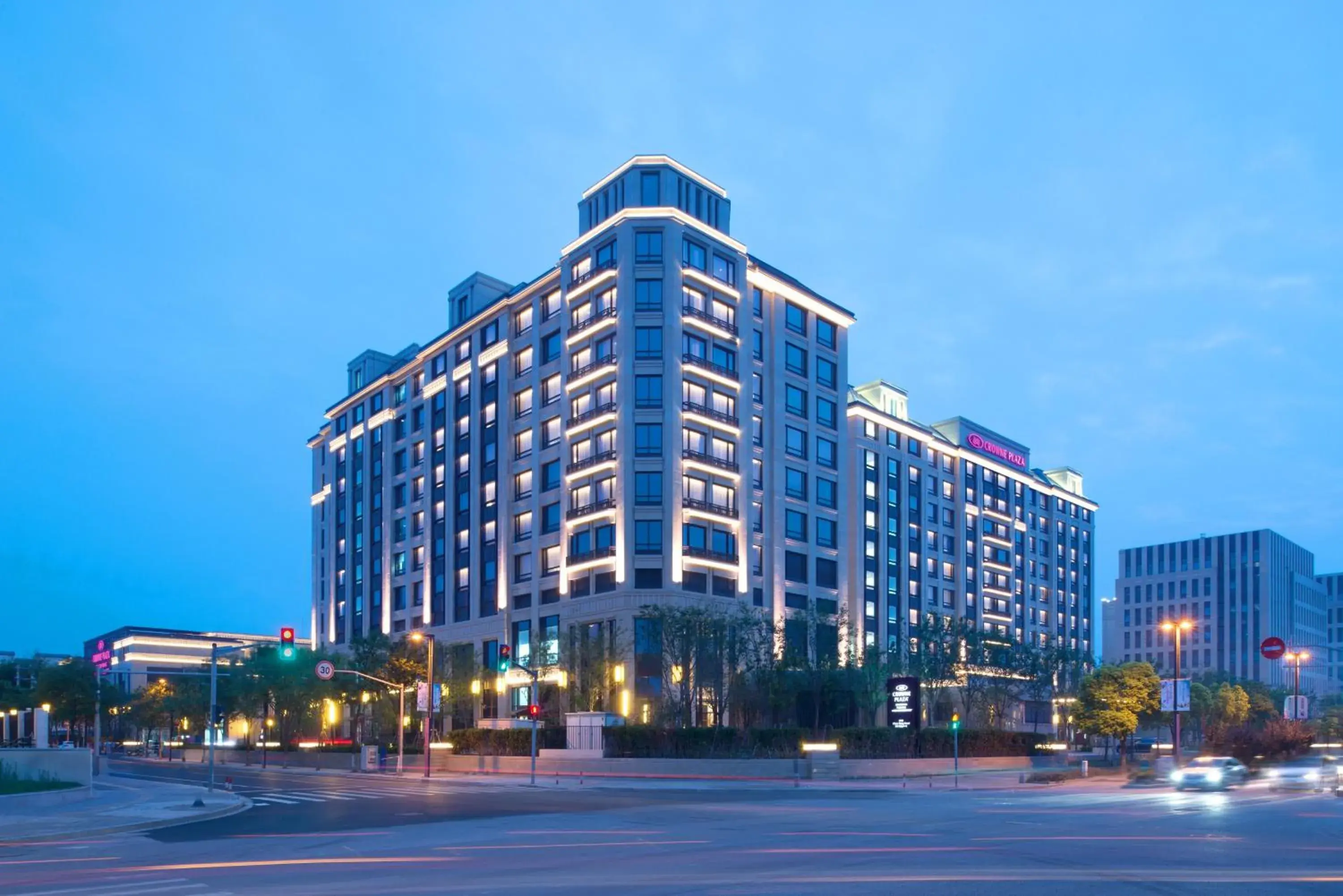 Property building in Crowne Plaza Shanghai Pujiang, an IHG Hotel
