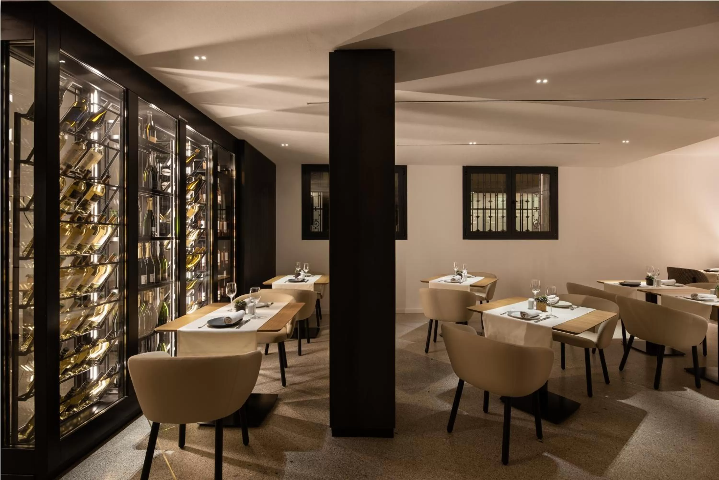 Restaurant/places to eat in Áurea Palacio de Correos by Eurostars Hotel Company