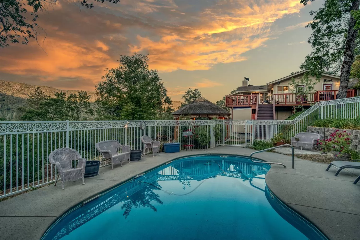 Pool view in A Bed of Roses
