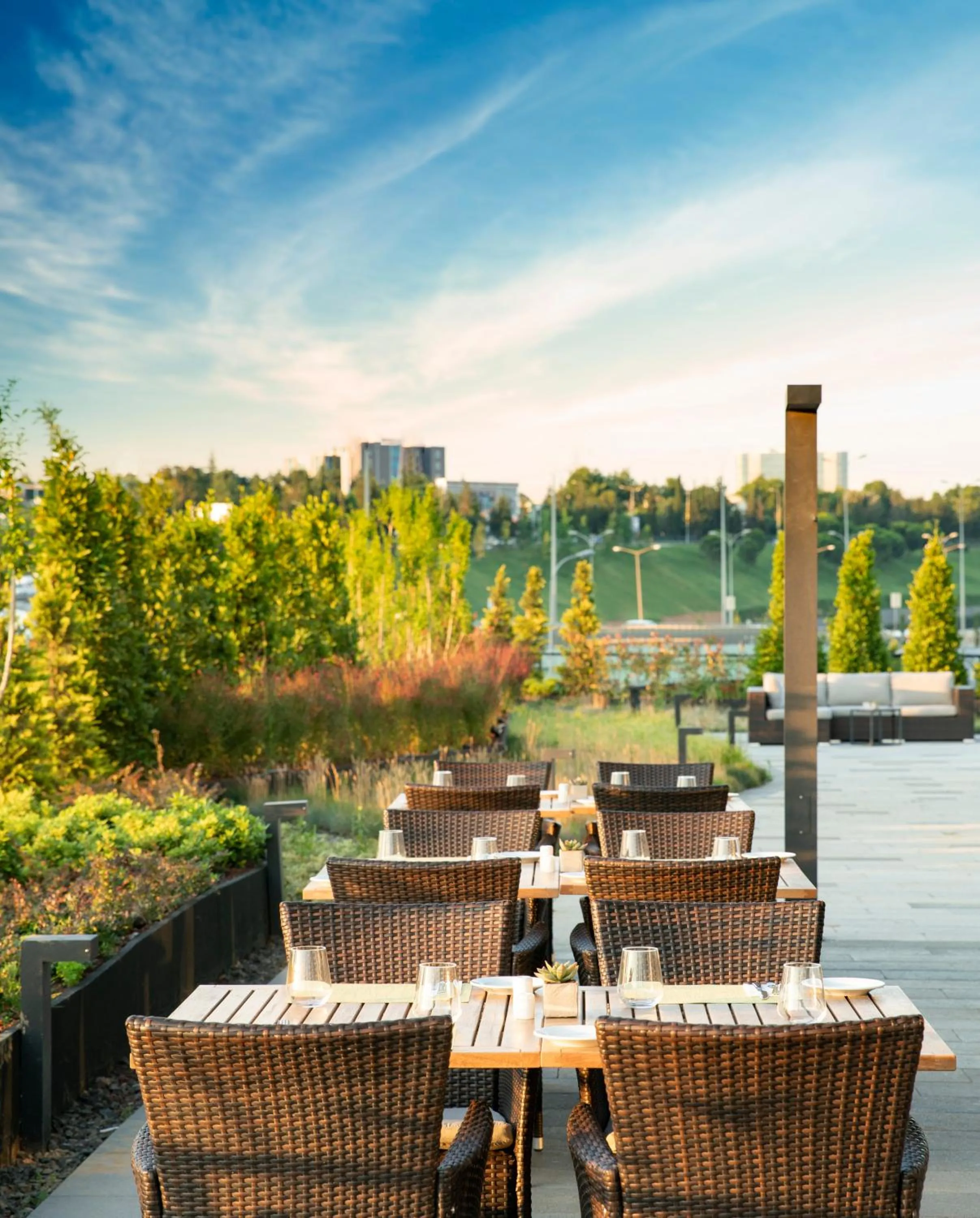 Balcony/Terrace in Centro Westside by Rotana