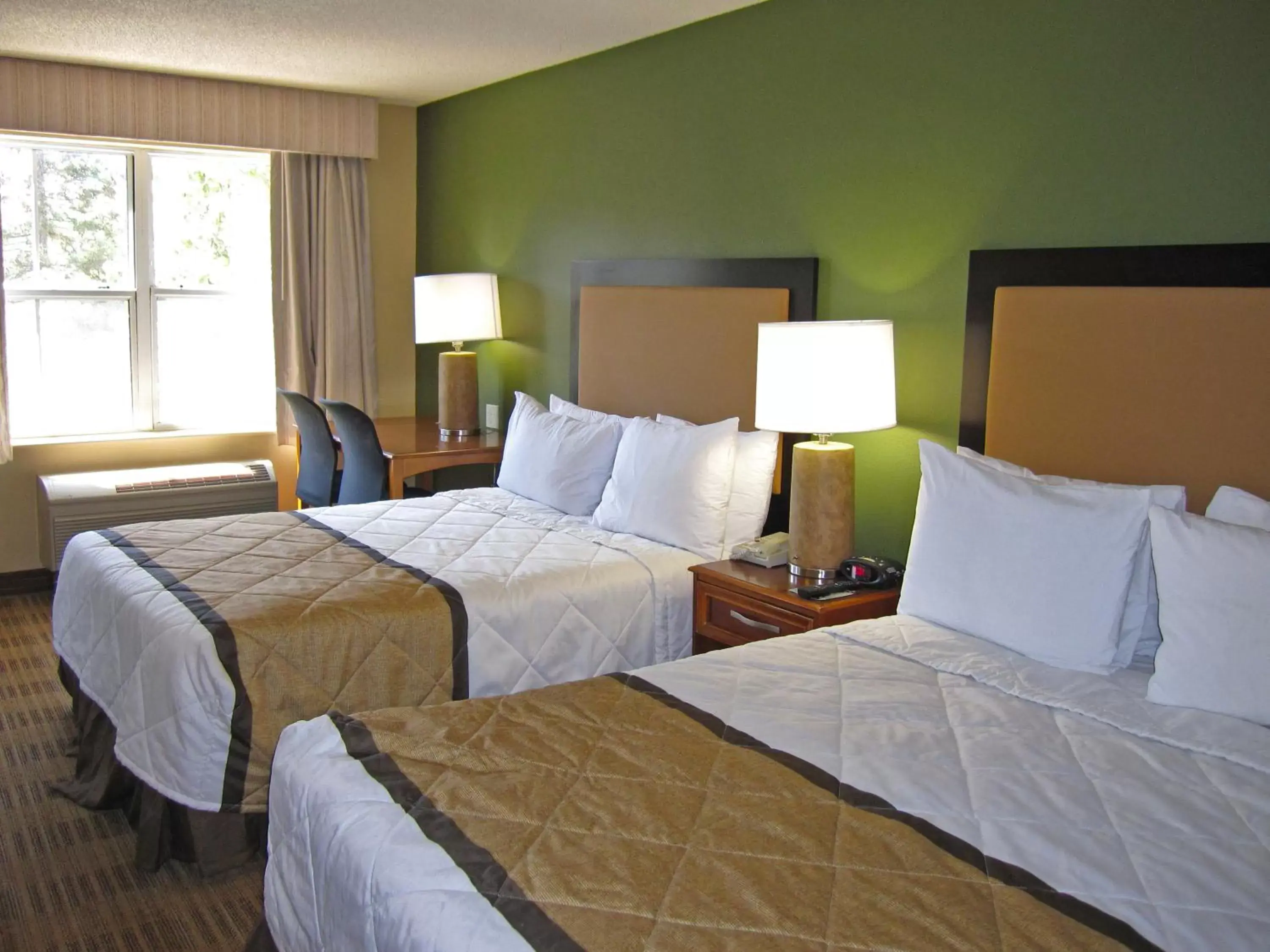Bed in Extended Stay America Suites - Nashville - Brentwood