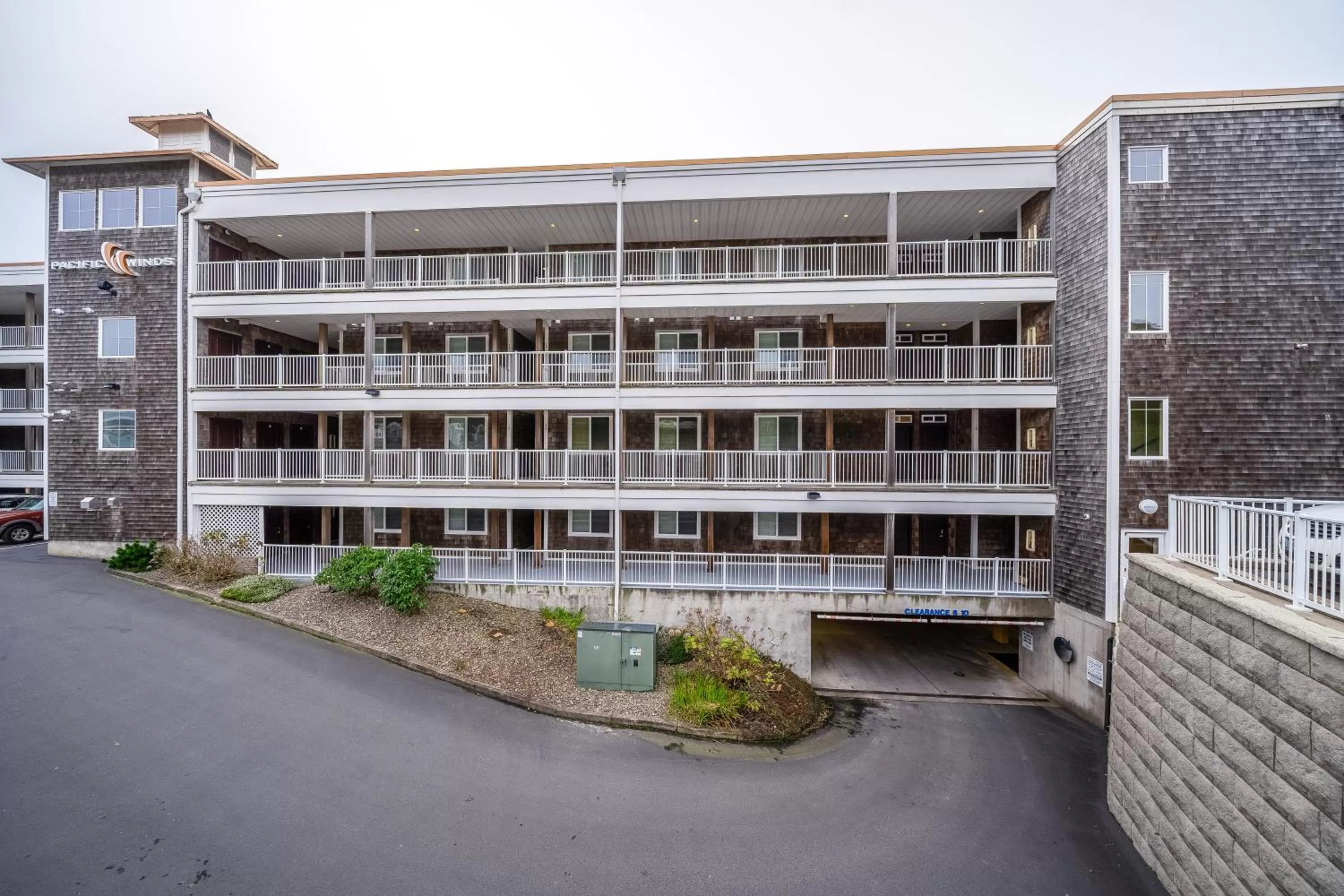 Property Building in Oceanfront Contemporary