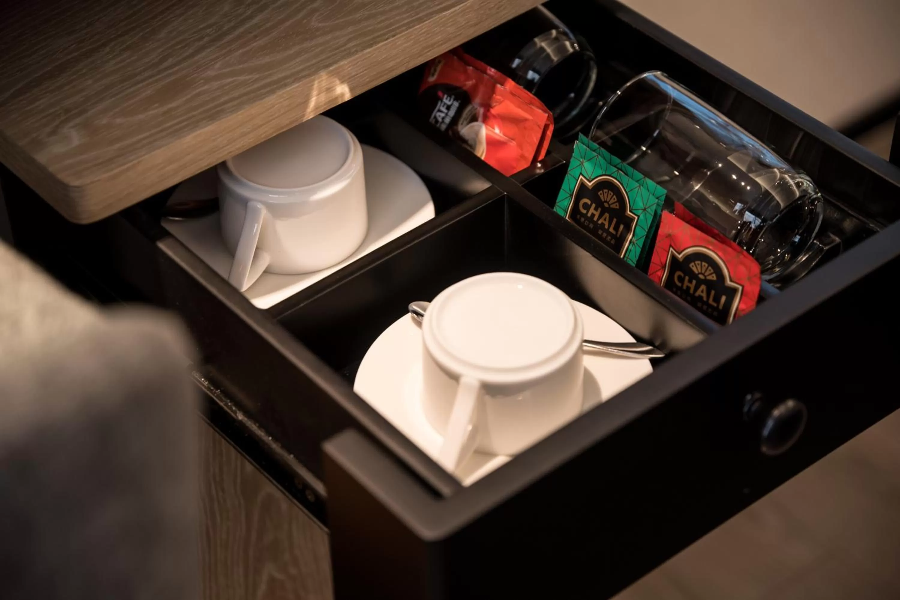 Coffee/tea facilities in Paco Hotel Canton Tower Pazhou