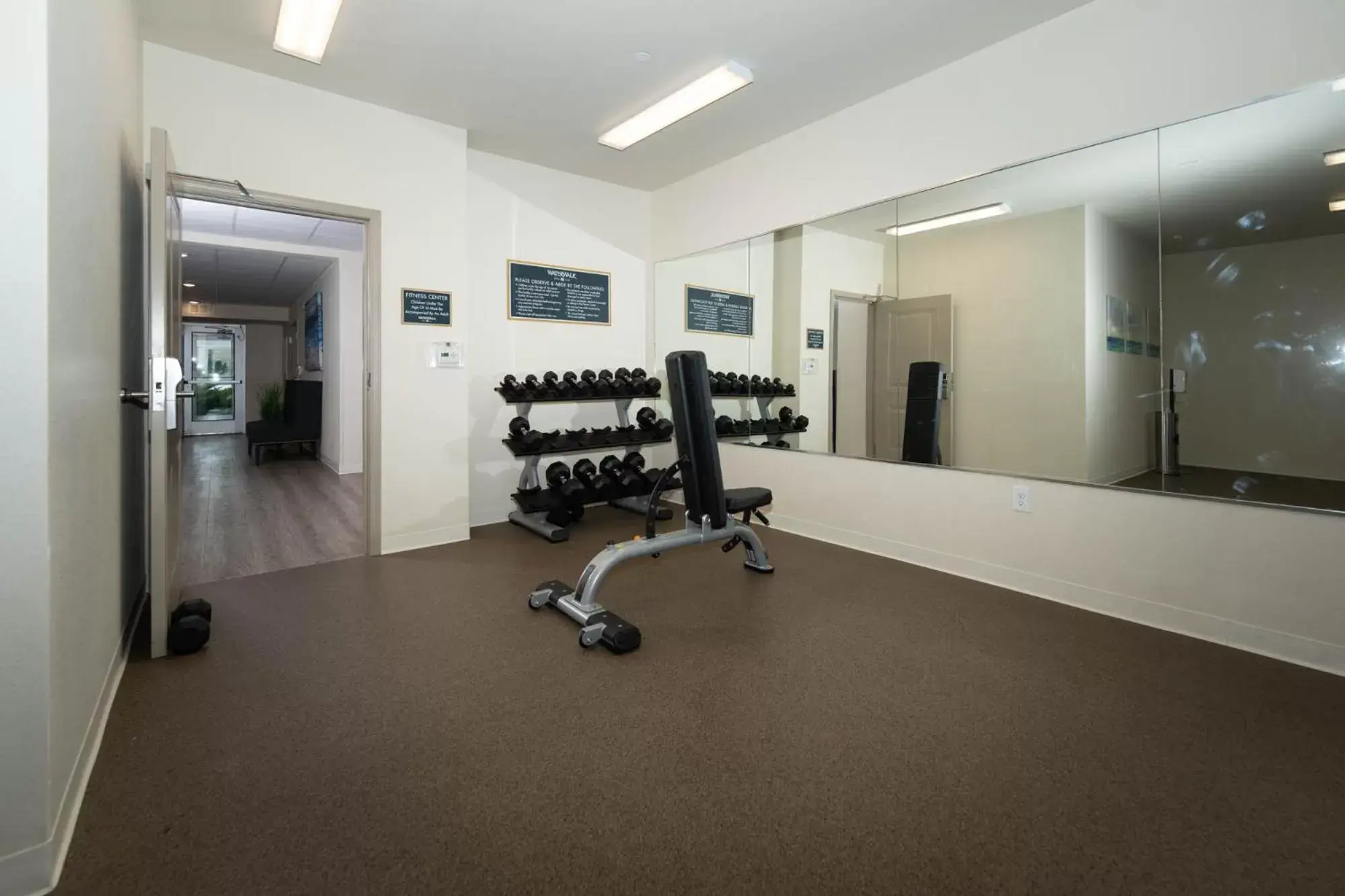 Fitness centre/facilities, Fitness Center/Facilities in Soka Suites Dallas - Las Colinas