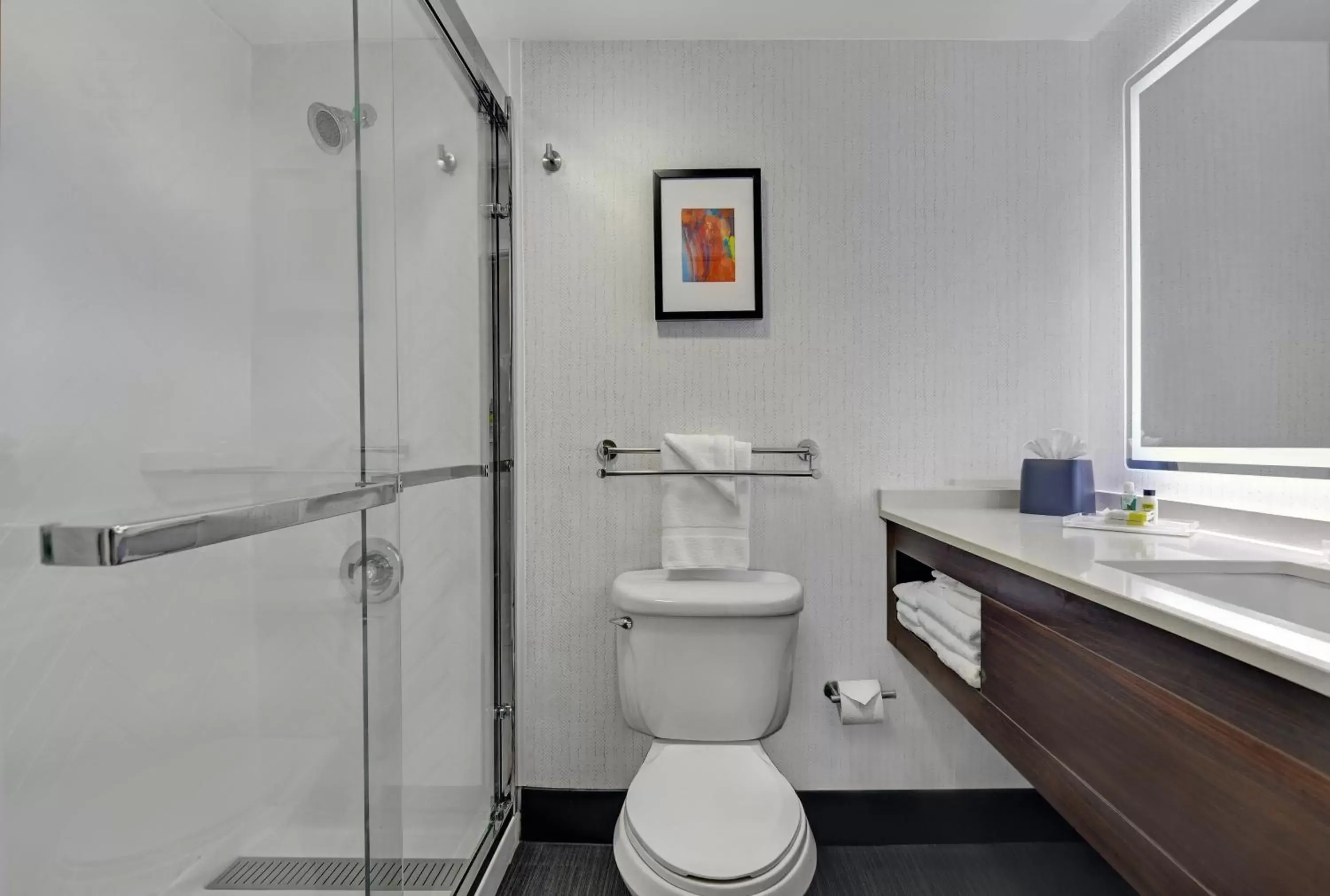 Bathroom in Holiday Inn Philadelphia-Cherry Hill, an IHG Hotel