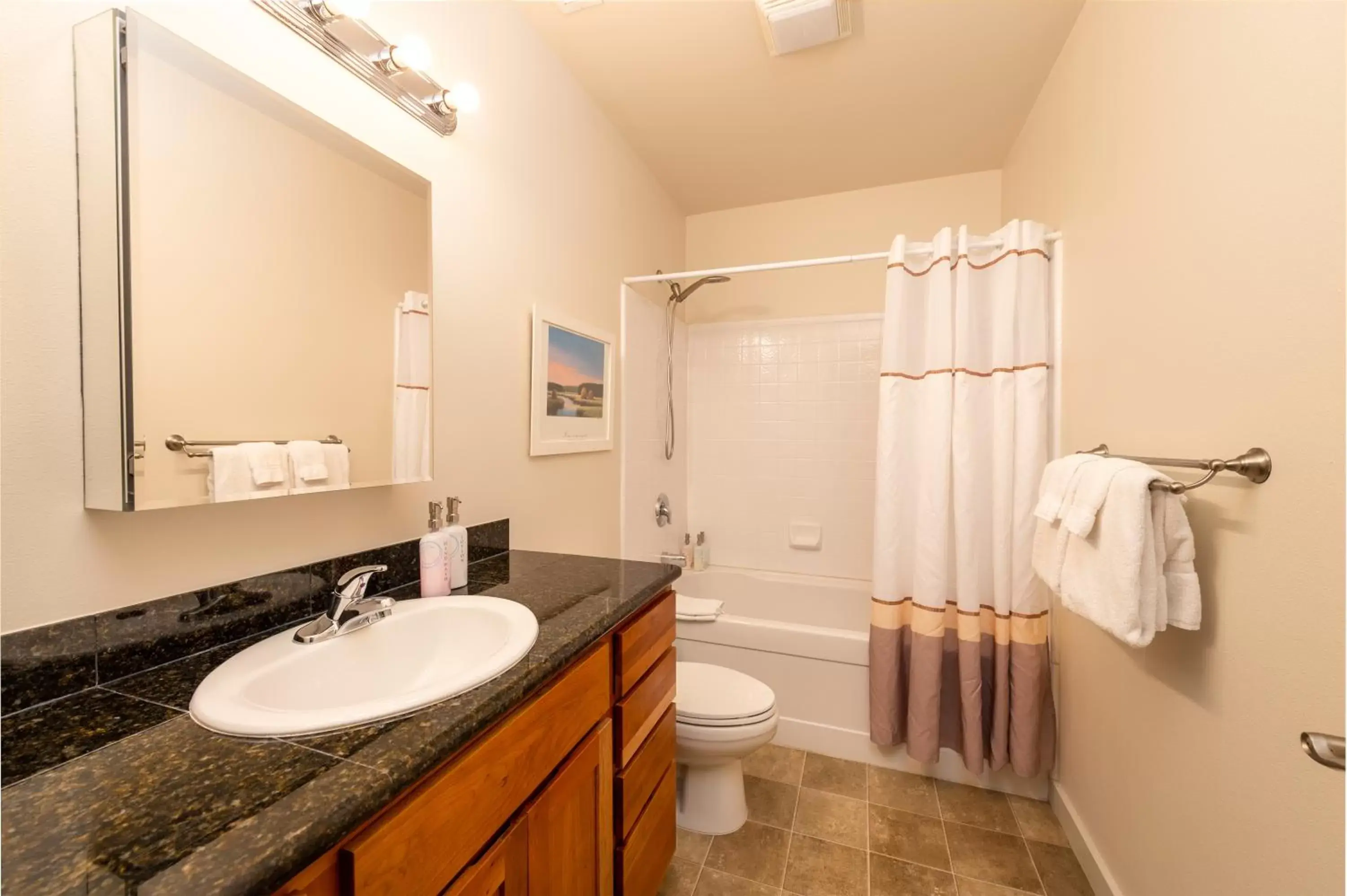 Bathroom in Obertal Inn