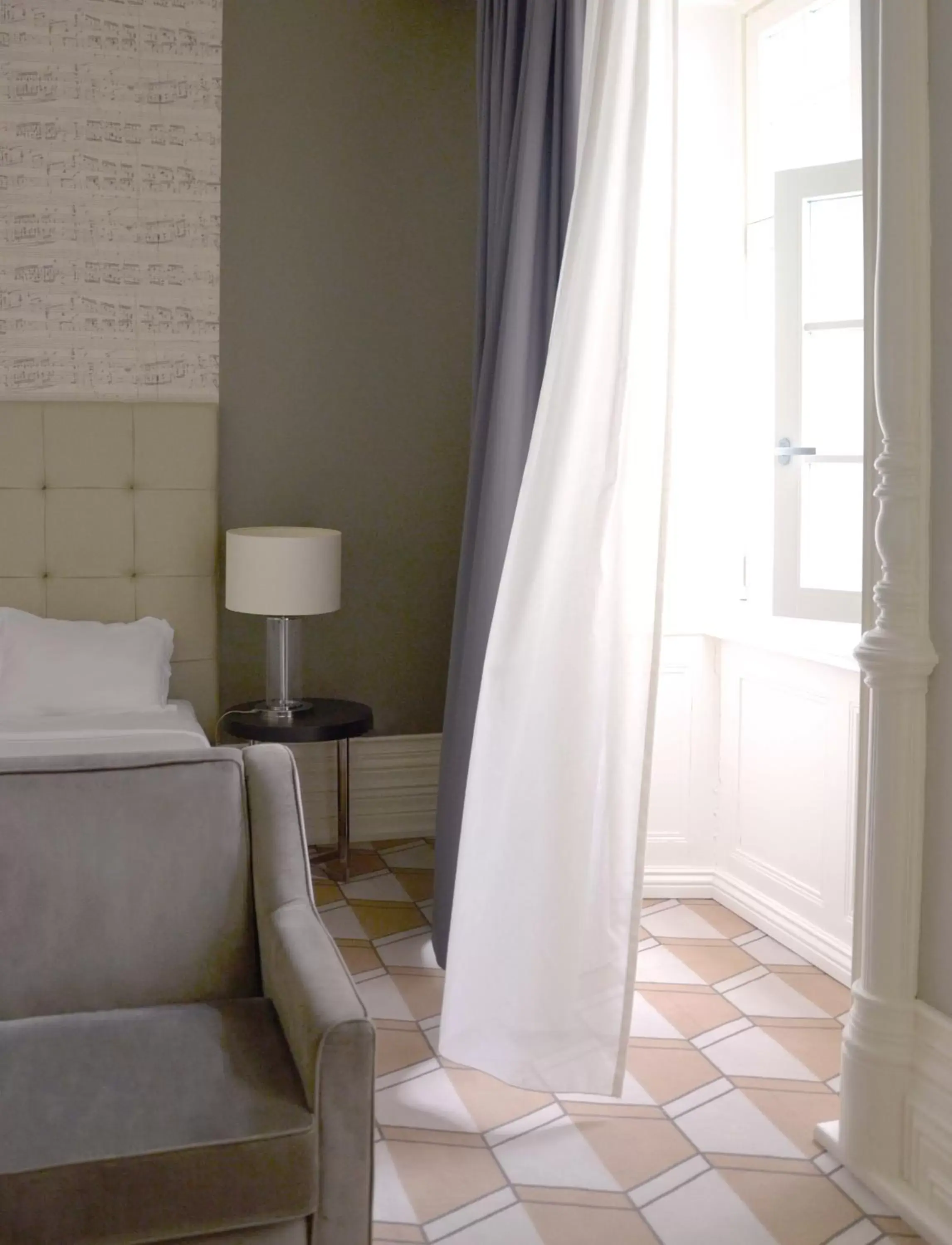 Bedroom, Seating Area in Hotel Do Colegio