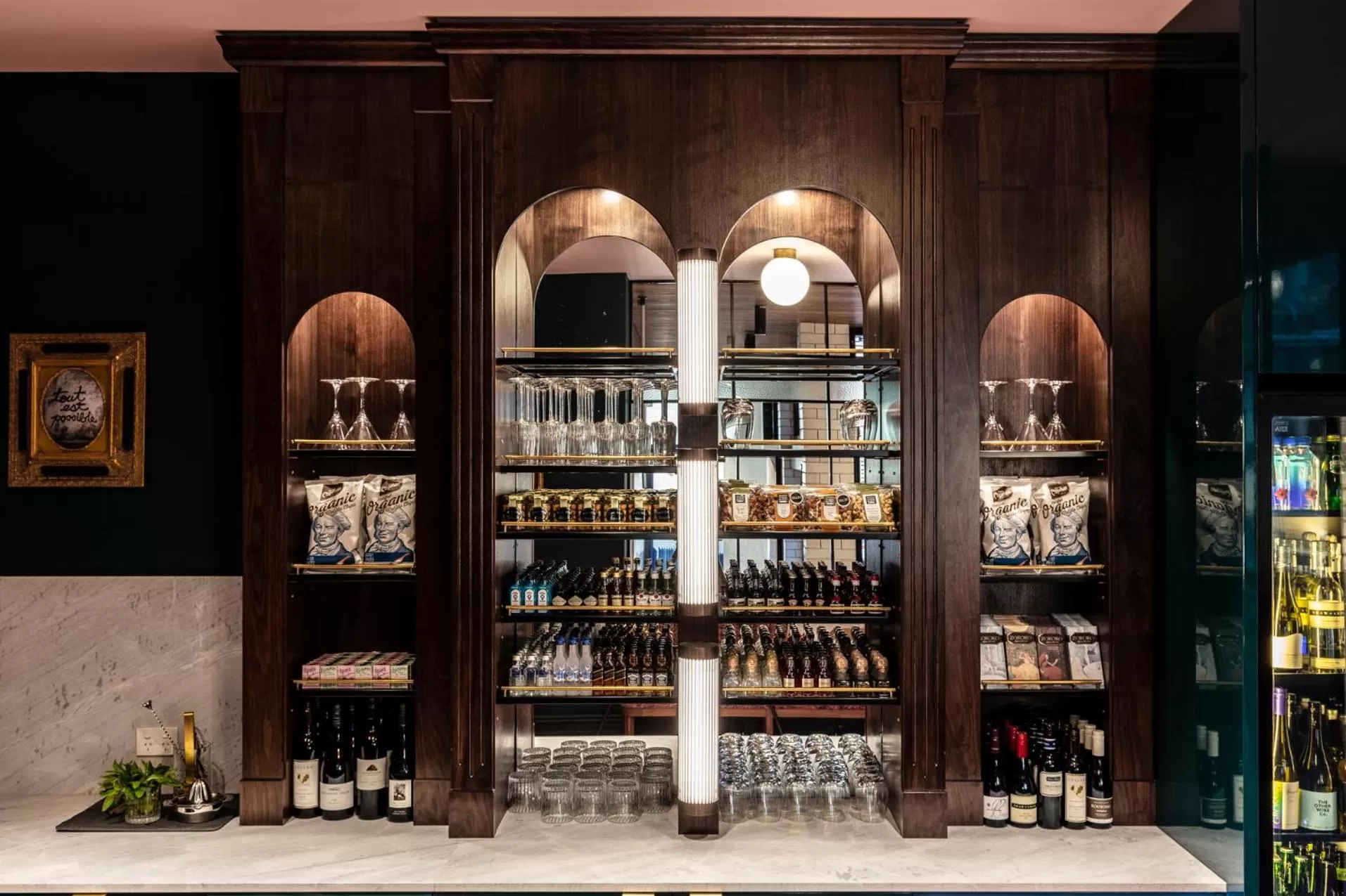 Lounge or bar in Crystalbrook Albion